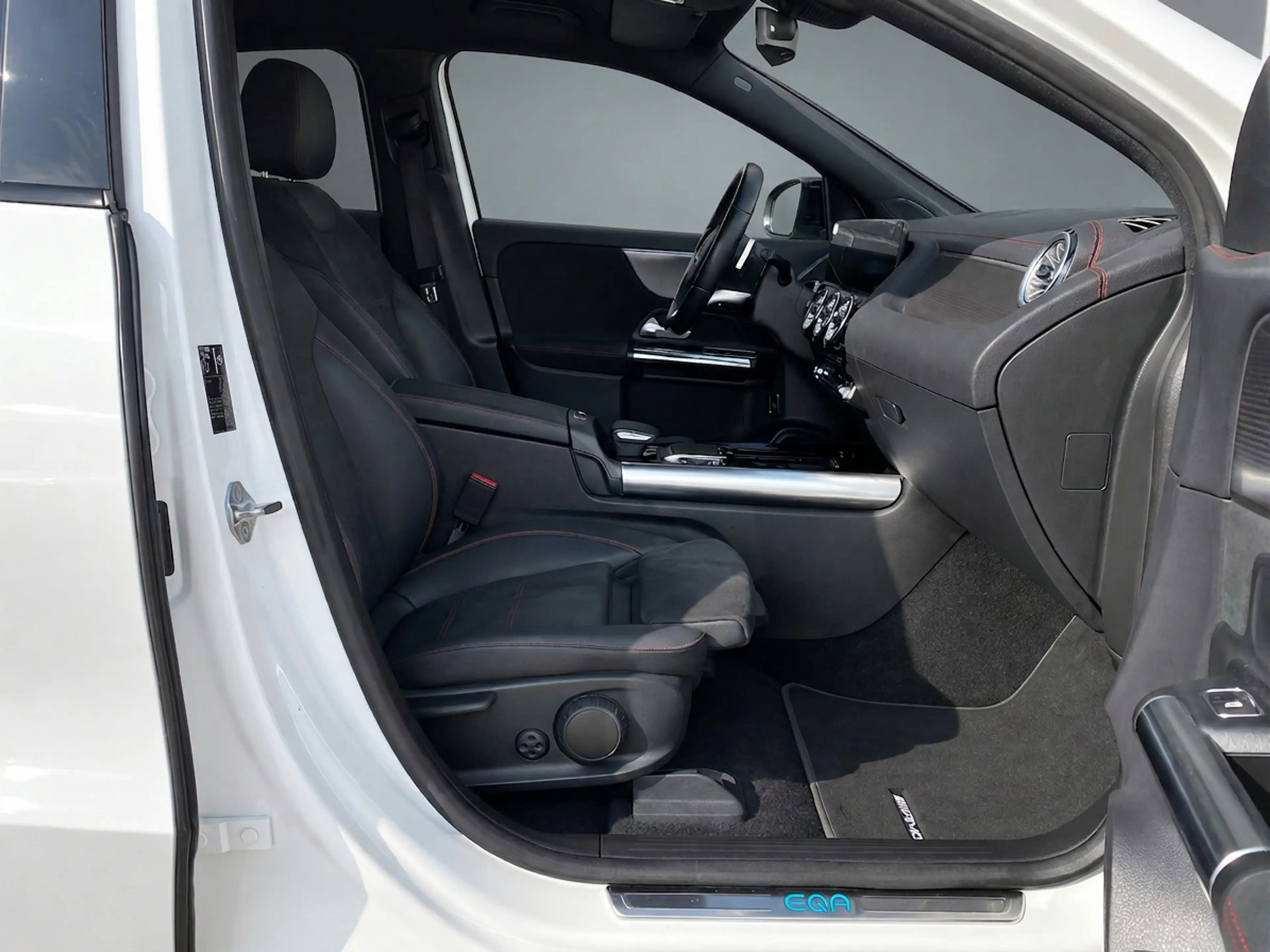 Mercedes-Benz EQA 250 Business Solution AMG 67 kWh | 1e eigenaar | deale — photo 16