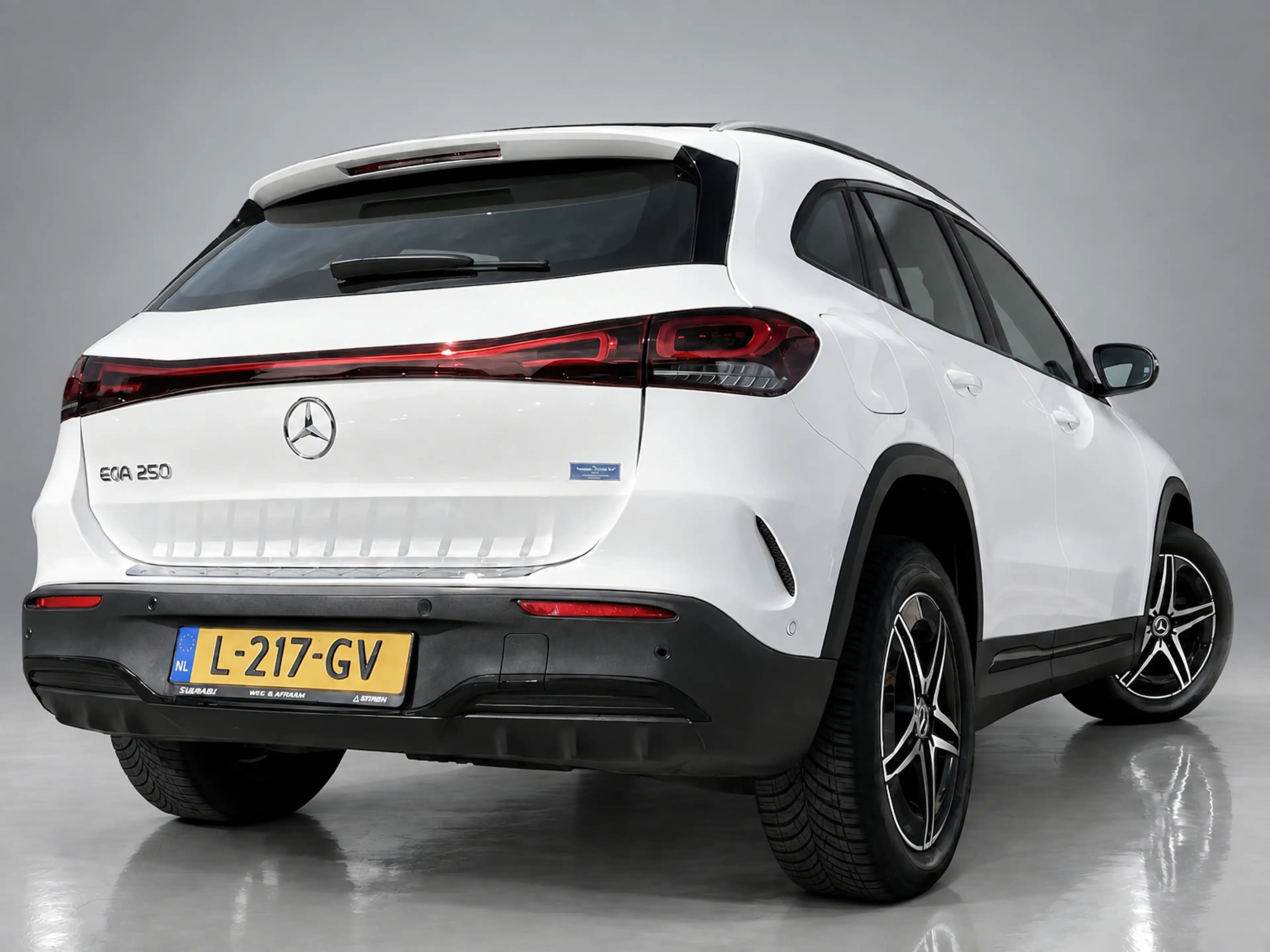 Mercedes-Benz EQA 250 Business Solution AMG 67 kWh | 1e eigenaar | deale — photo 5