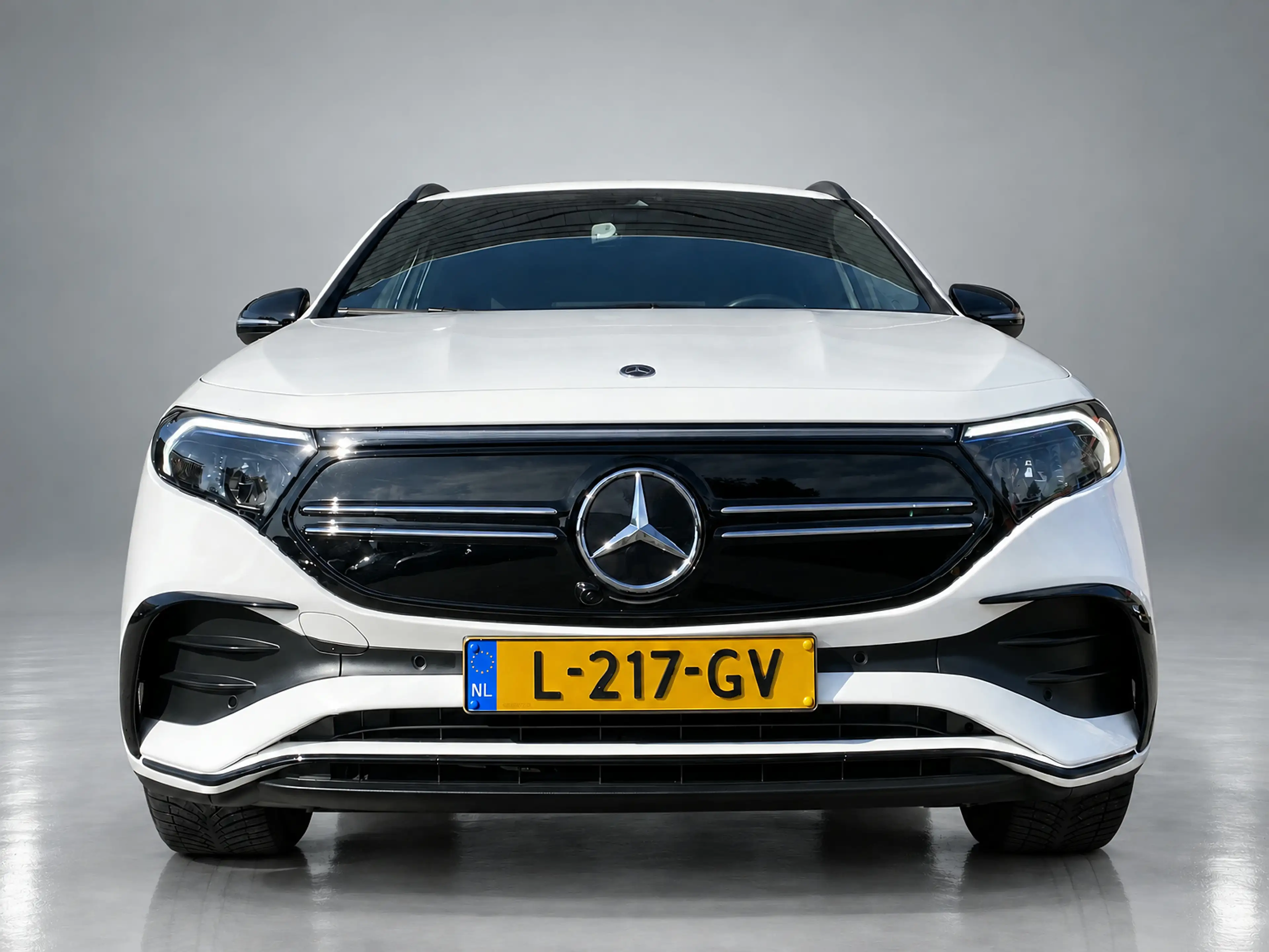 Mercedes-Benz EQA 250 Business Solution AMG 67 kWh | 1e eigenaar | deale — photo 2