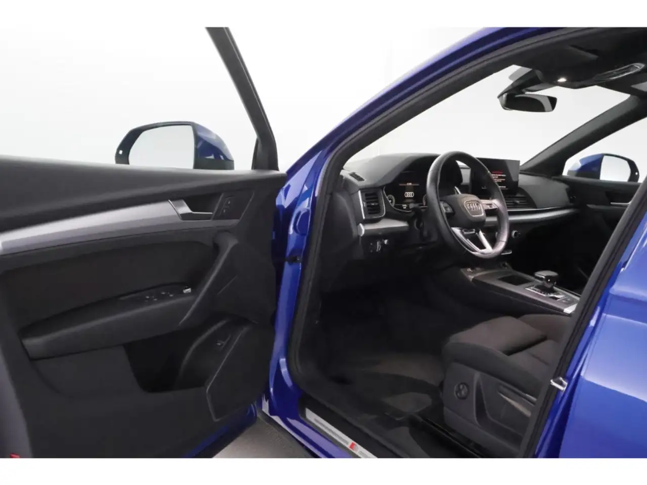 Audi Q5 35TDI S-tronic S line+LED+VIRTUAL+KAMERA+HUD, миниатюра 16