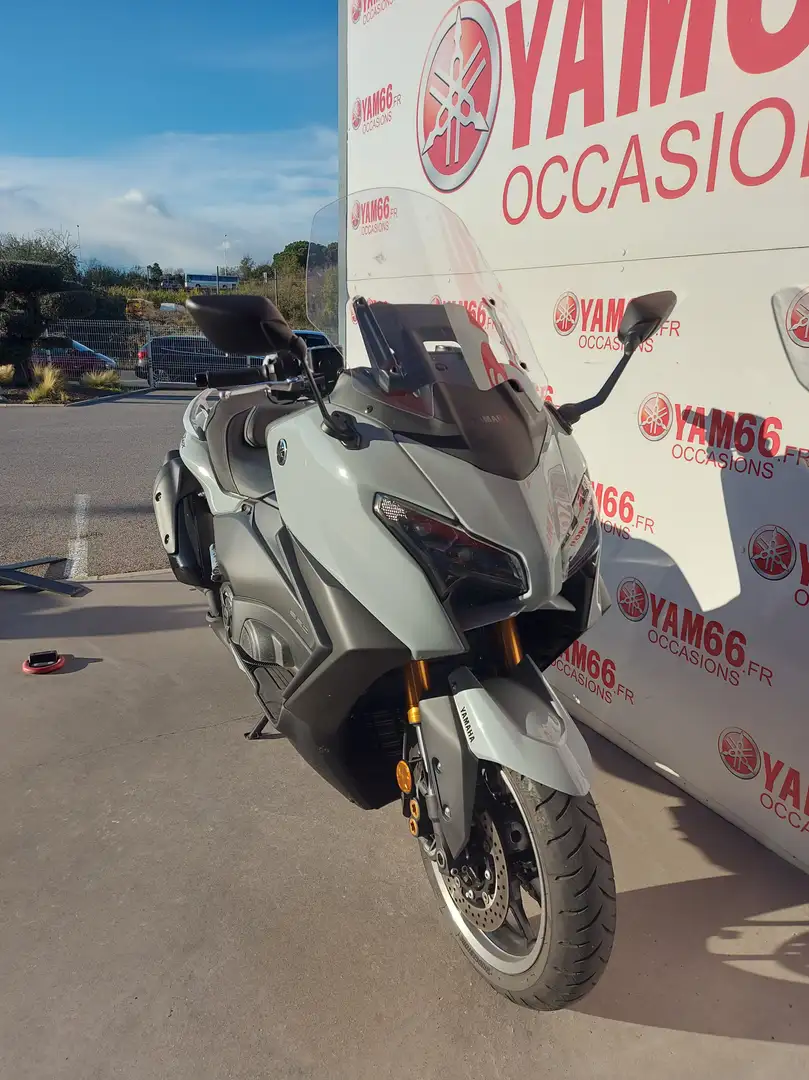 Yamaha TMAX 560 Grau - 2