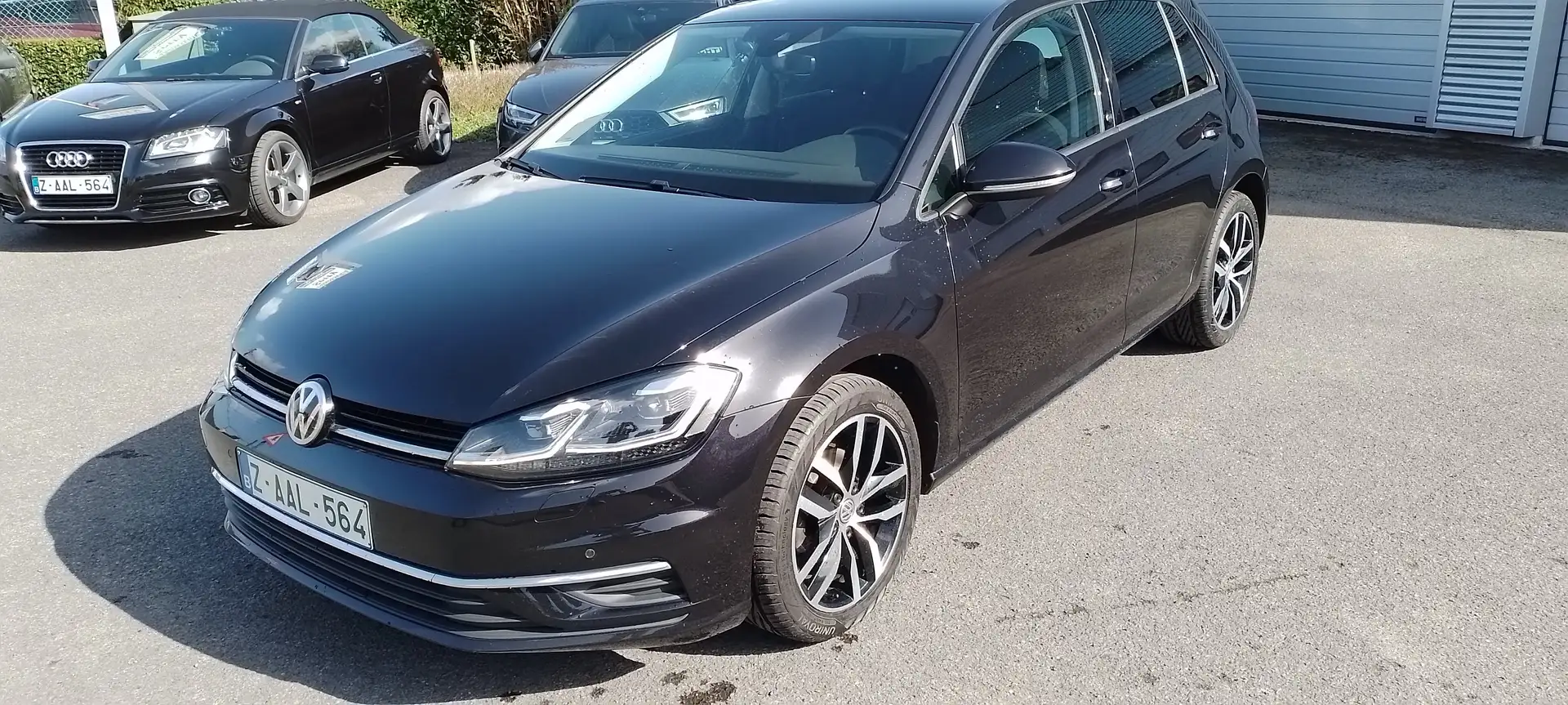 Volkswagen Golf 1.0 TSI BMT Sound met pdc en navi en 74000 km Noir - 1
