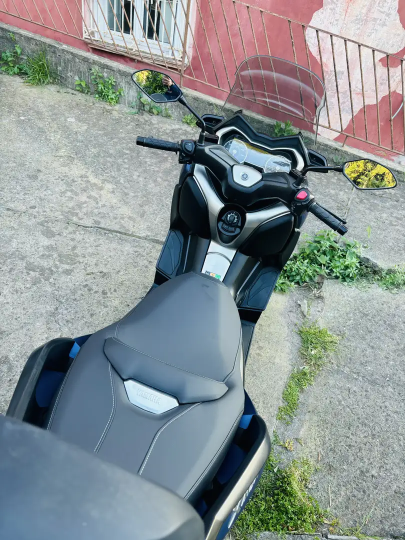 Yamaha X-Max 300 - 1