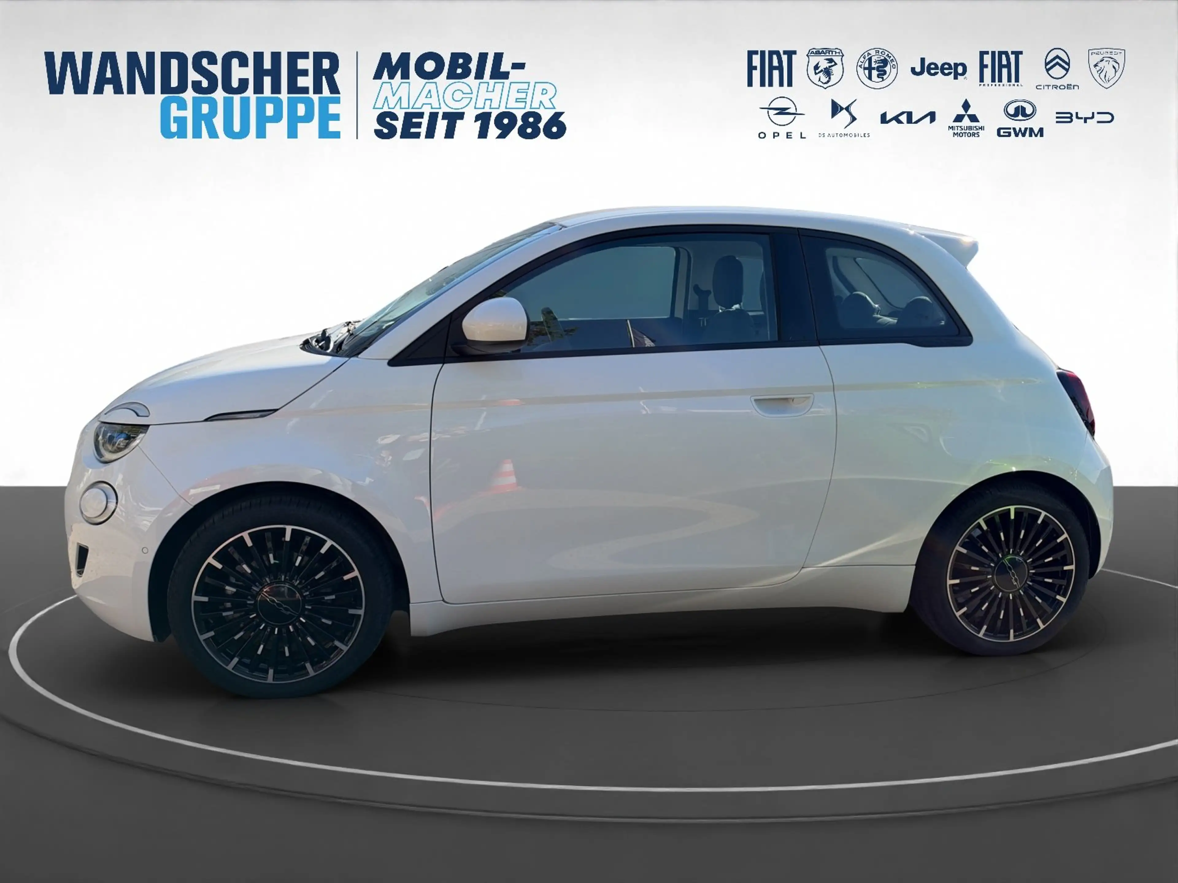 Fiat 500e 500 e Icon 42kWh Navi+RFK+LED+PDC+SHZ+LM+Carplay — photo 2