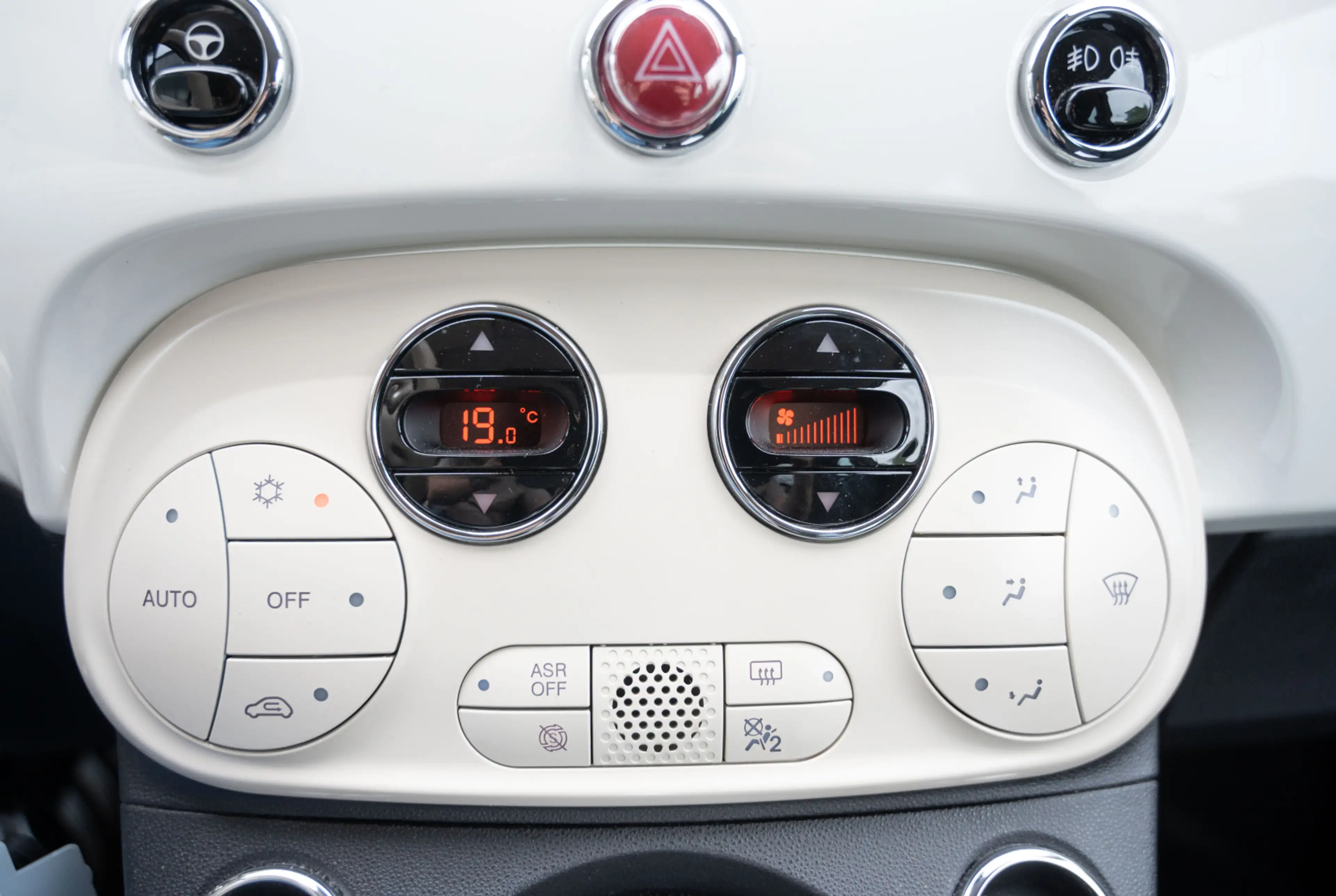 Fiat 500 Dolcevita 1.0 GSE N3 Hybrid 70 *KOMFORT-PAKET*TECH-PAKET* — photo 10