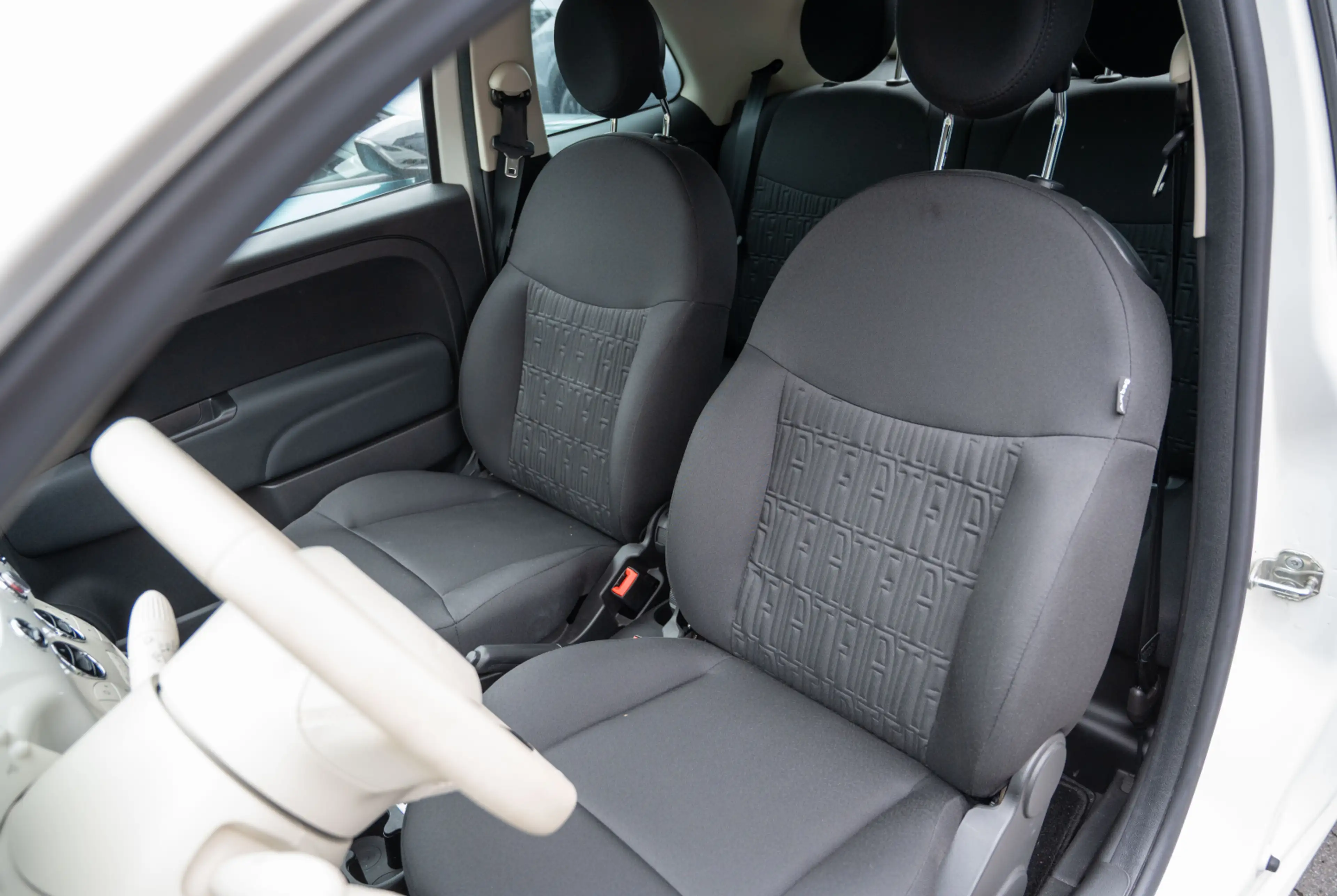 Fiat 500 Dolcevita 1.0 GSE N3 Hybrid 70 *KOMFORT-PAKET*TECH-PAKET* — photo 7