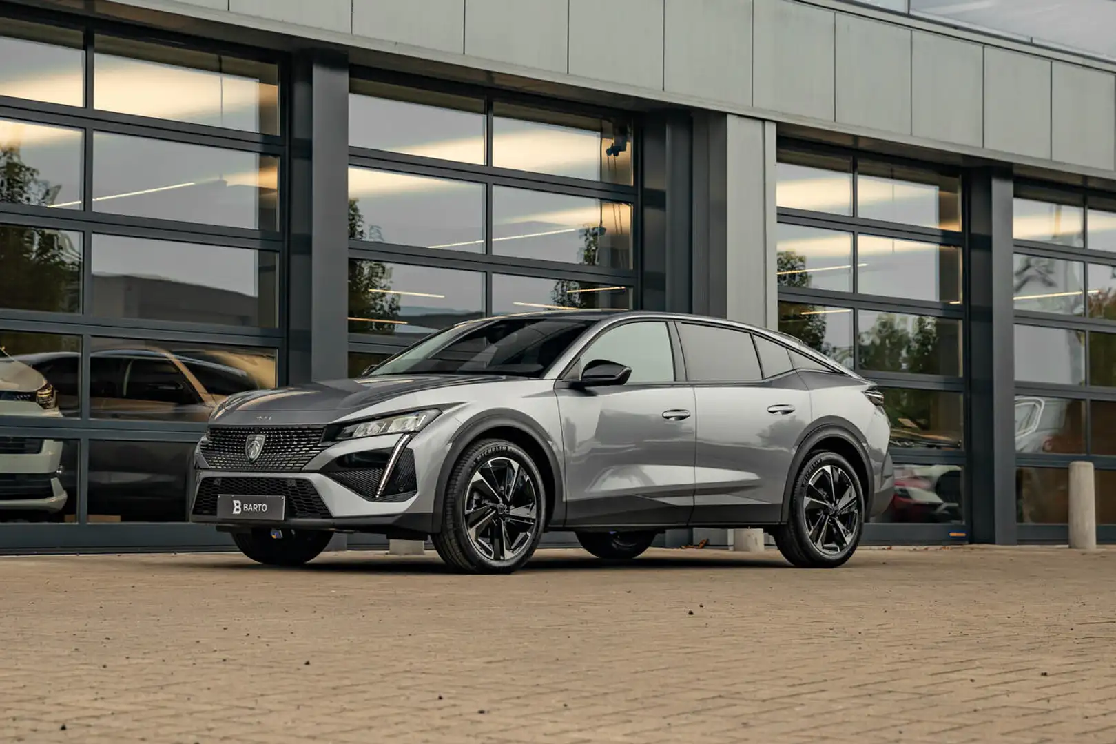 Peugeot 408 Automaat 130pk | 360° Camera | Dodehoekdet. | Z... Gris - 2