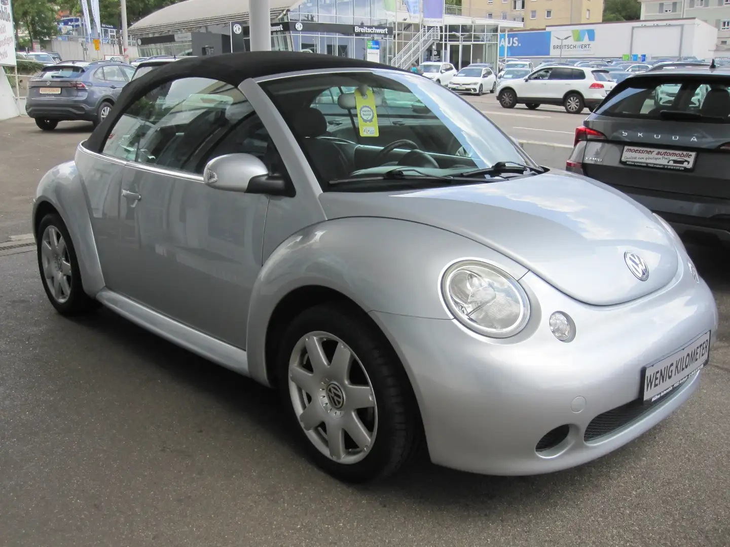 Volkswagen New Beetle 1.4Cabrio/LM17 Zoll/elVerdeck/Windschott/TÜVNEU Plateado - 1