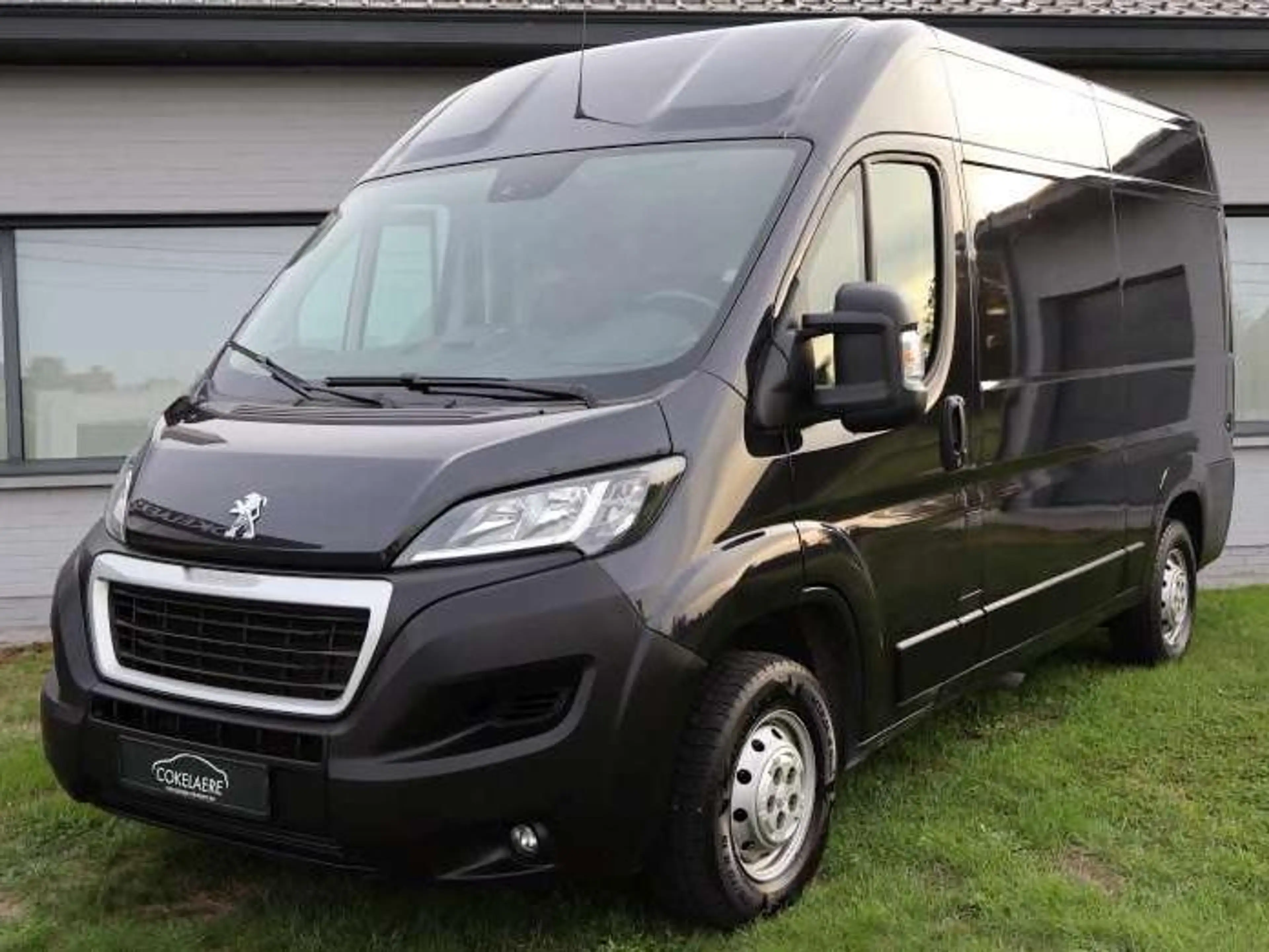 Peugeot Boxer 2.2 BlueHDi L2H2 Navi/Airco/Camera/Trekhaak/DAB