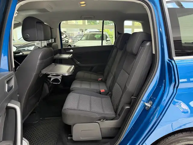 Volkswagen Touran view 14