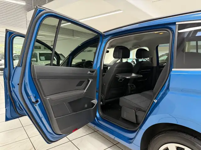 Volkswagen Touran view 7