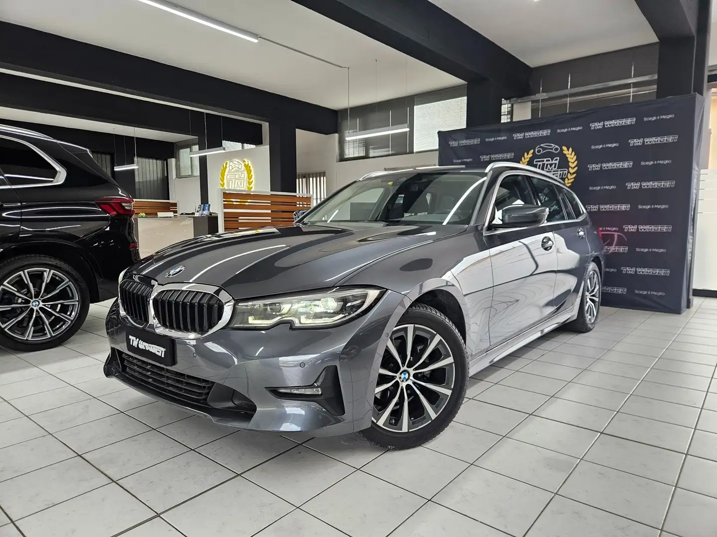 BMW 318 d Touring mhev Business Advantage auto Grigio - 1