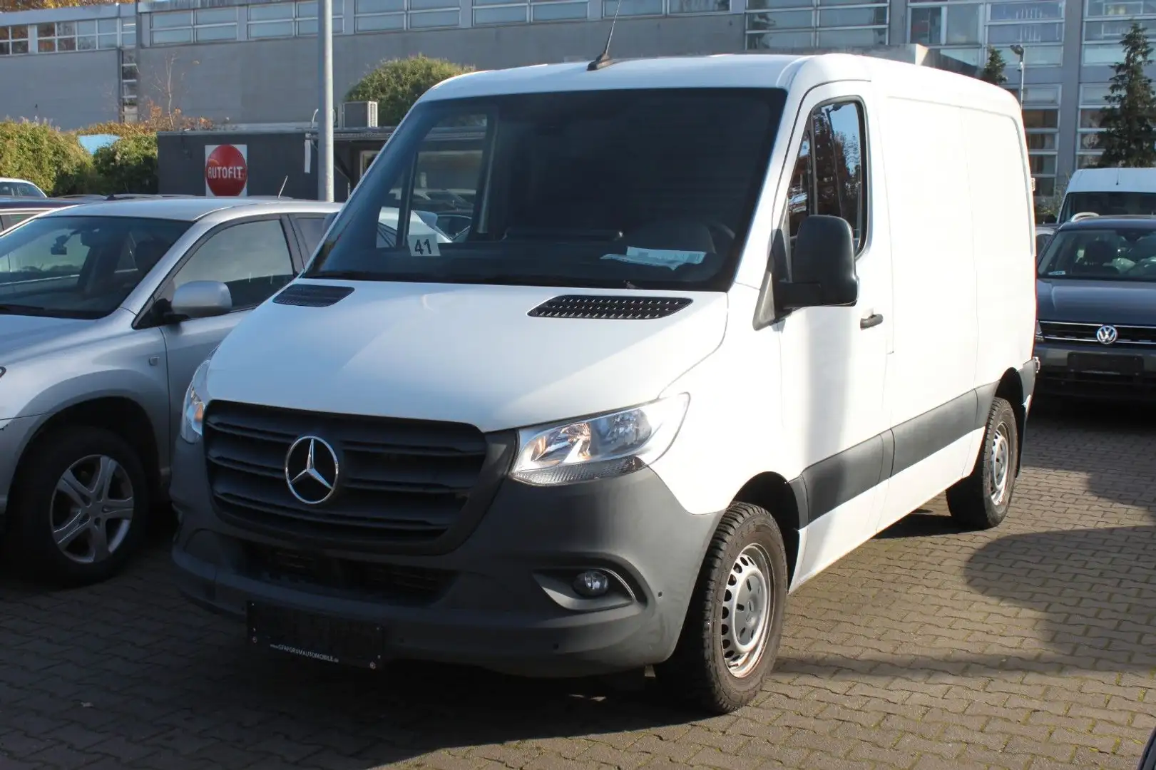 Mercedes-Benz Sprinter 214 9G Tronic Automatik MobileWerkstatt Weiß - 1