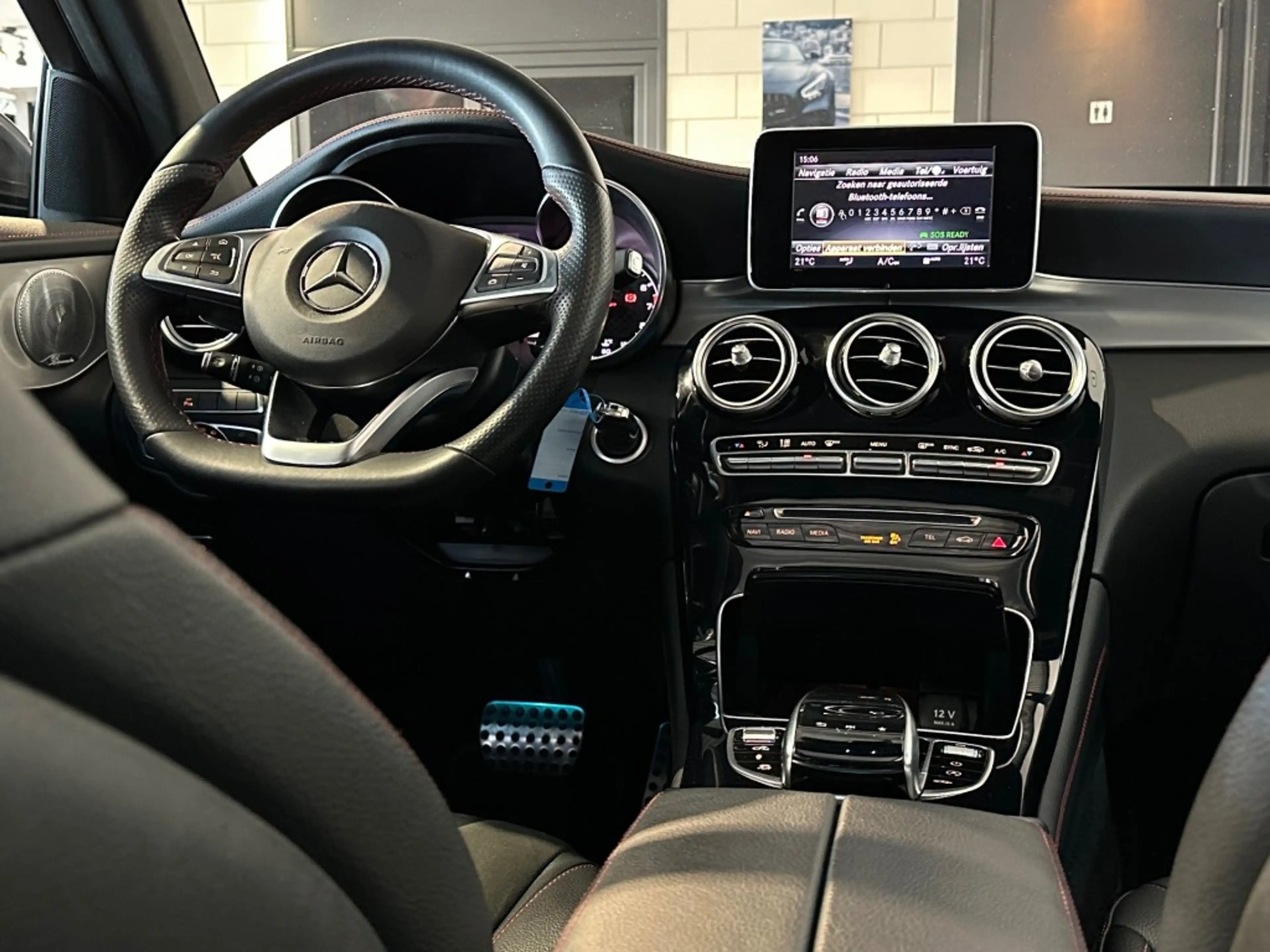 Mercedes-Benz GLC 43 AMG AMG 43 4MATIC l PANO l 367PK l LUCHTV l BURMEST l — photo 15