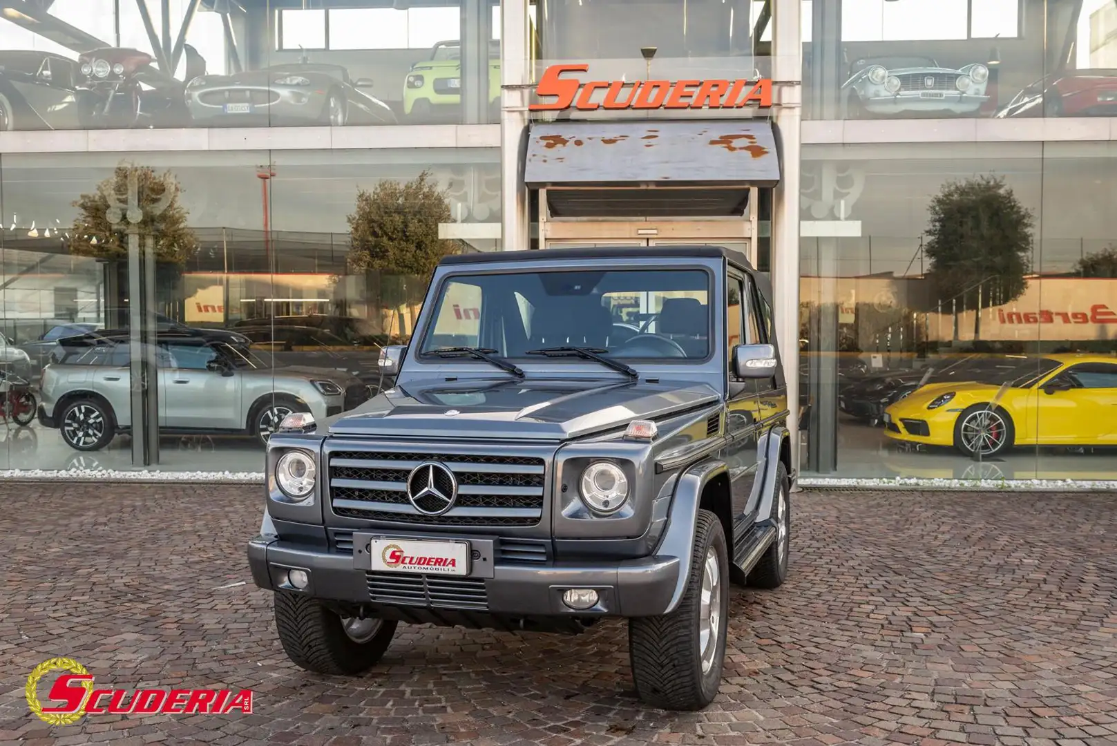 Mercedes-Benz G 350 CDI cat Cabrio Šedá - 1