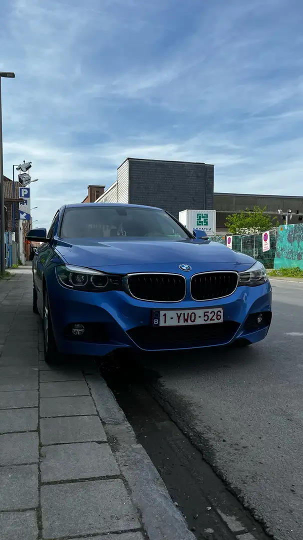 BMW 320 dA Bleu - 1