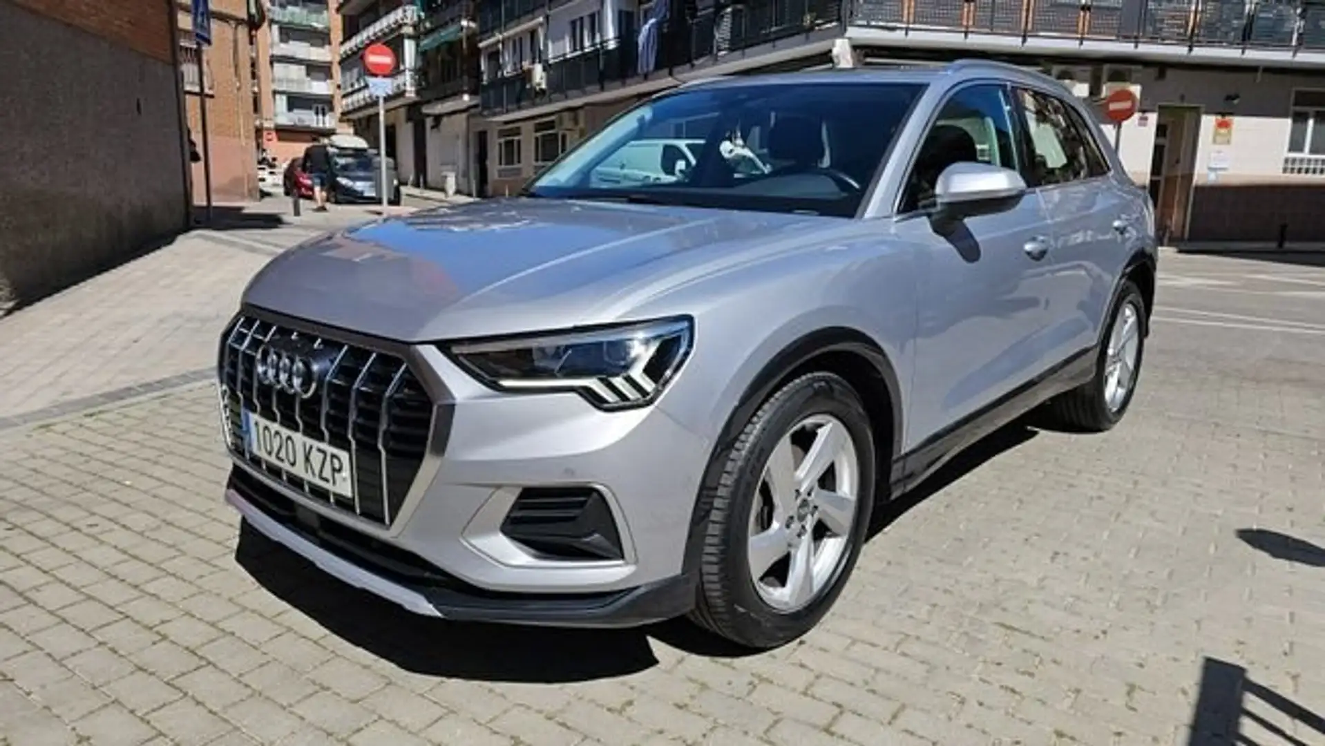 Audi Q3 35 TFSI advanced Plateado - 1
