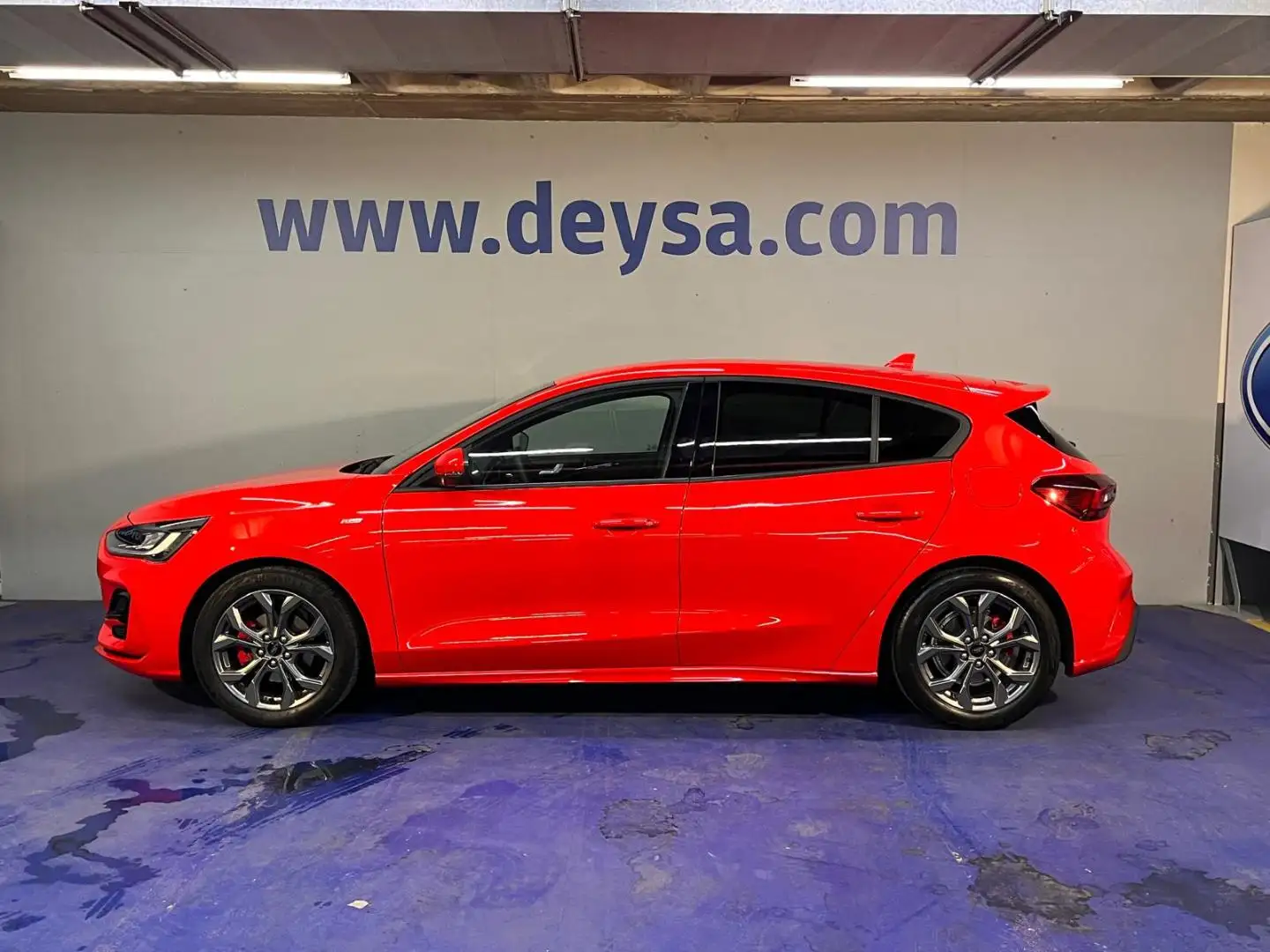 Ford Focus 1.0 Ecoboost MHEV ST-Line X 125 Rojo - 2