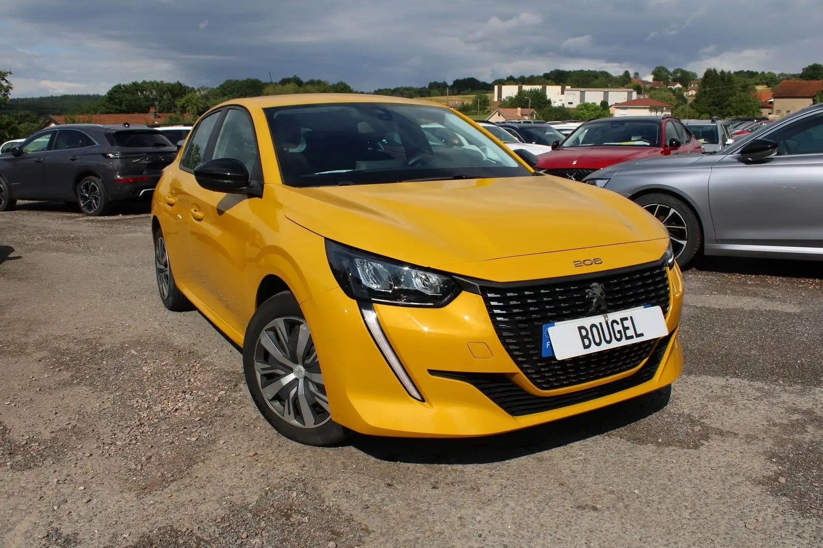 Peugeot 208 BLUE HDI 100 CV ACTIVE PACK GPS MIROR LINK FULL LE Jaune - 1