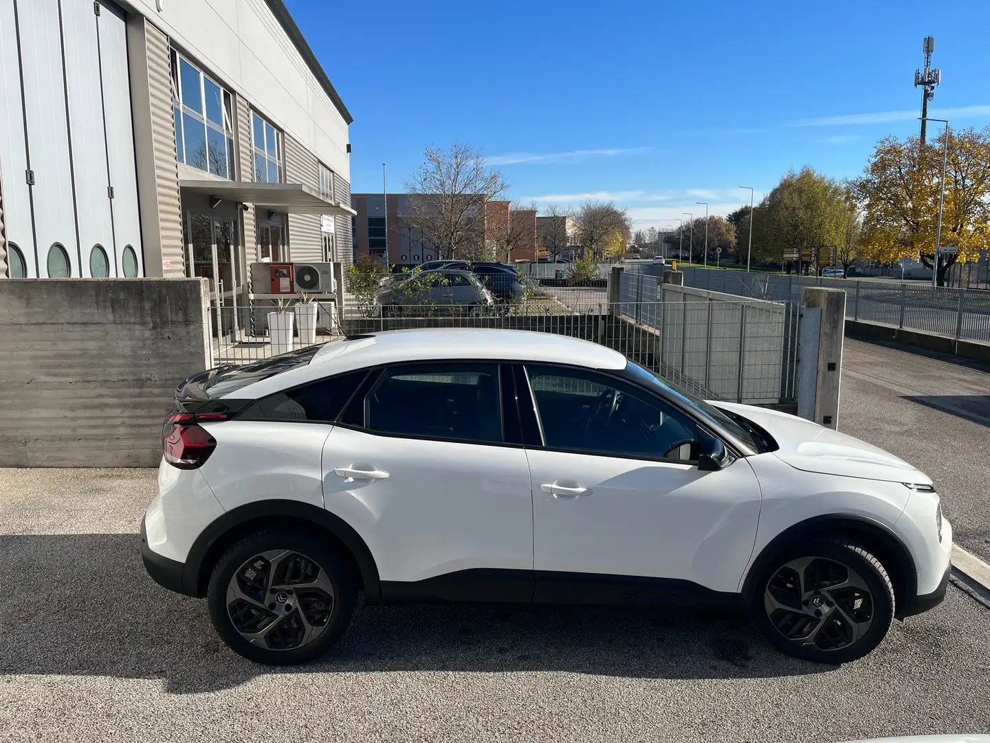 Citroen C4 C4 III 2021 1.5 bluehdi Feel Pack s Blanc - 2