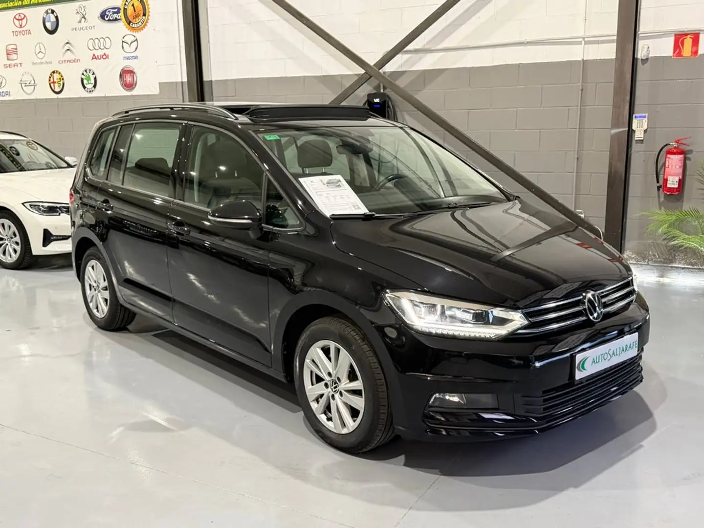 Volkswagen Touran 2.0TDI CR BMT Advance DSG7 110kW Negro - 1