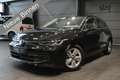Volkswagen Golf 1.5 TSI Life navi clima cruise trekhaak facelift m Zwart - thumbnail 1