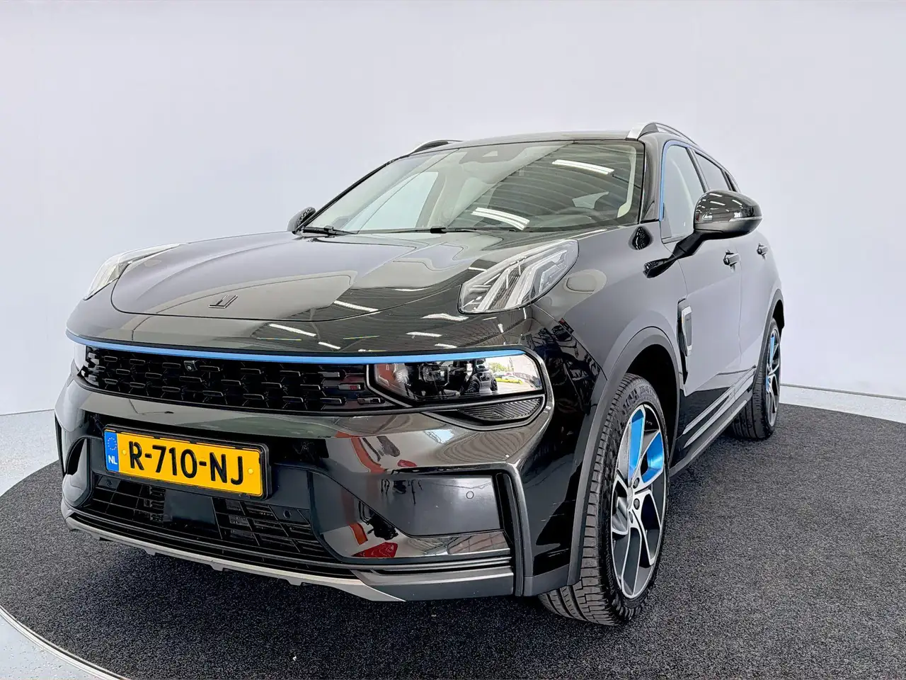 Lynk & Co 01 1.5 MY22 - Een zwarte belofte op vier wielen! 6