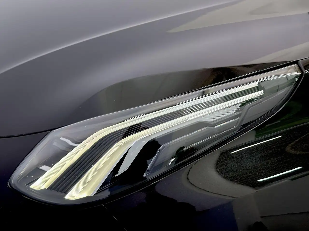 Lynk & Co 01 1.5 MY22 - Een zwarte belofte op vier wielen! 20