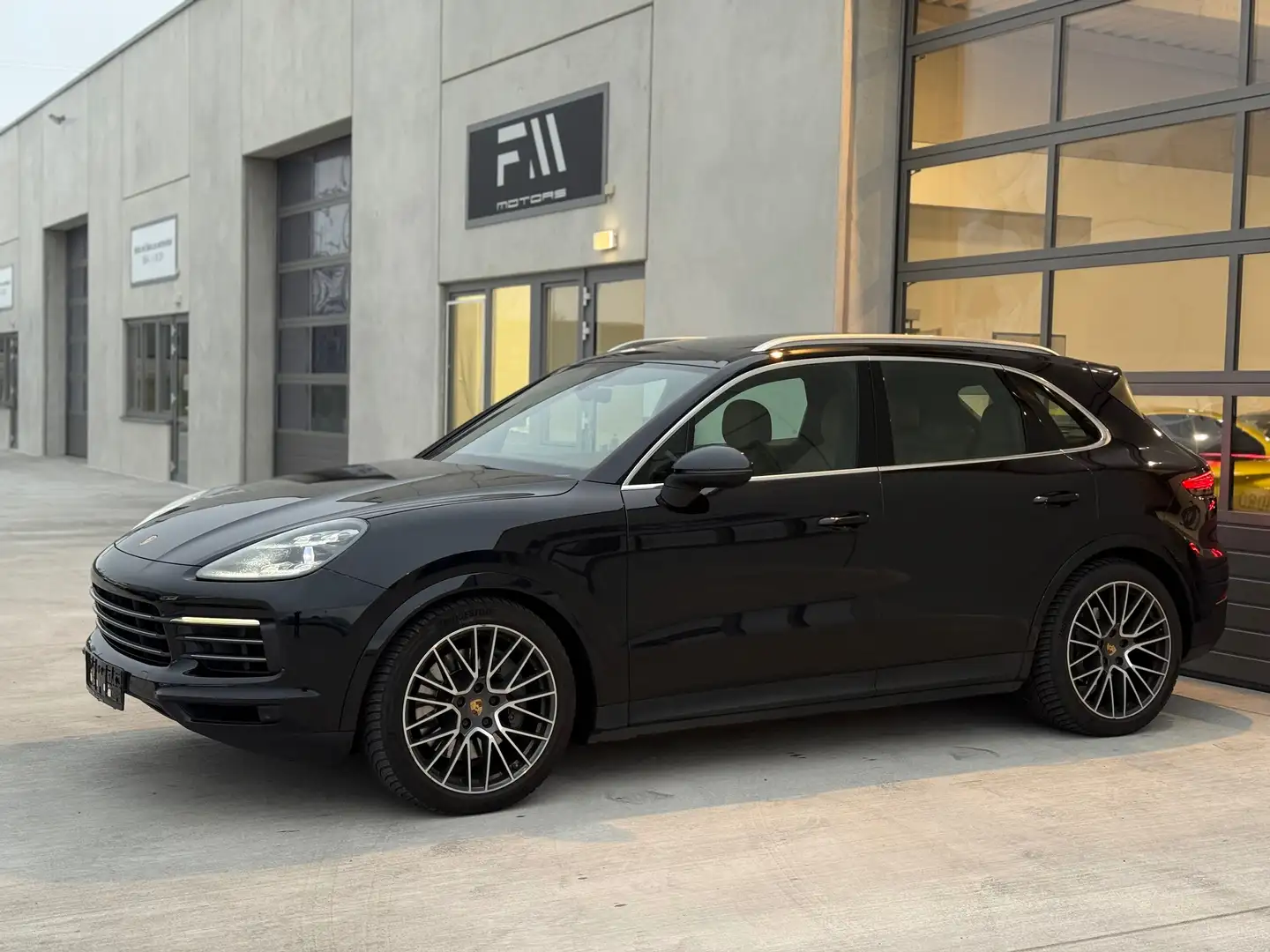 Porsche Cayenne S, PANO, BOSE, SZH,SZB, LUFTFAHRWERK, NIGHT-VISION Schwarz - 1