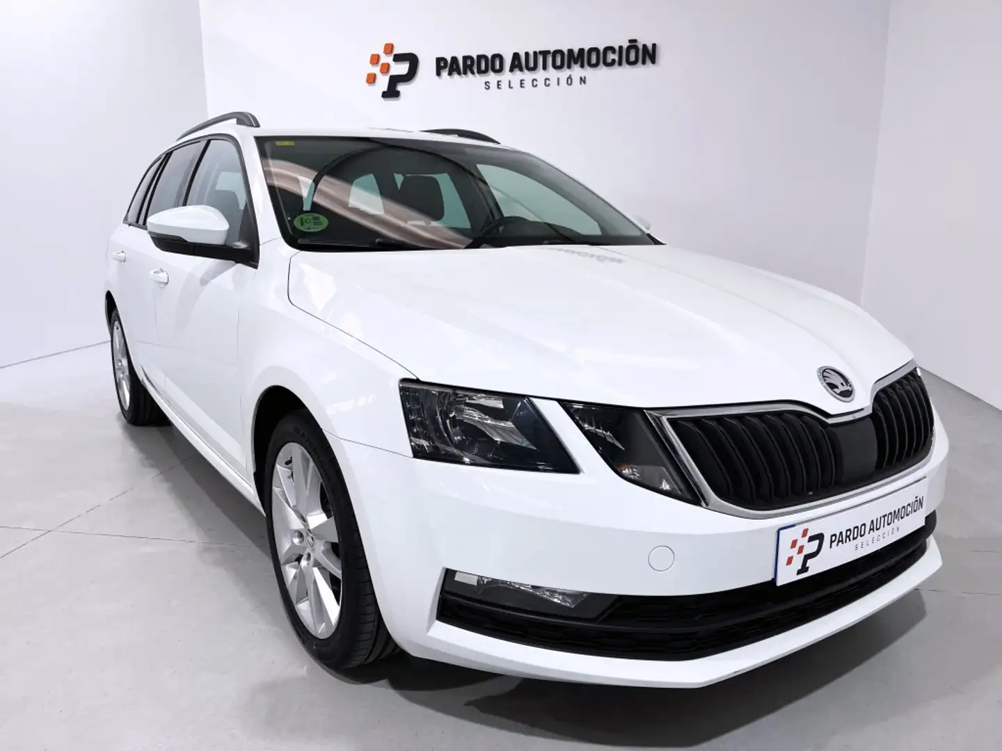 Skoda Octavia Combi 2.0TDI CR Like Blanco - 1