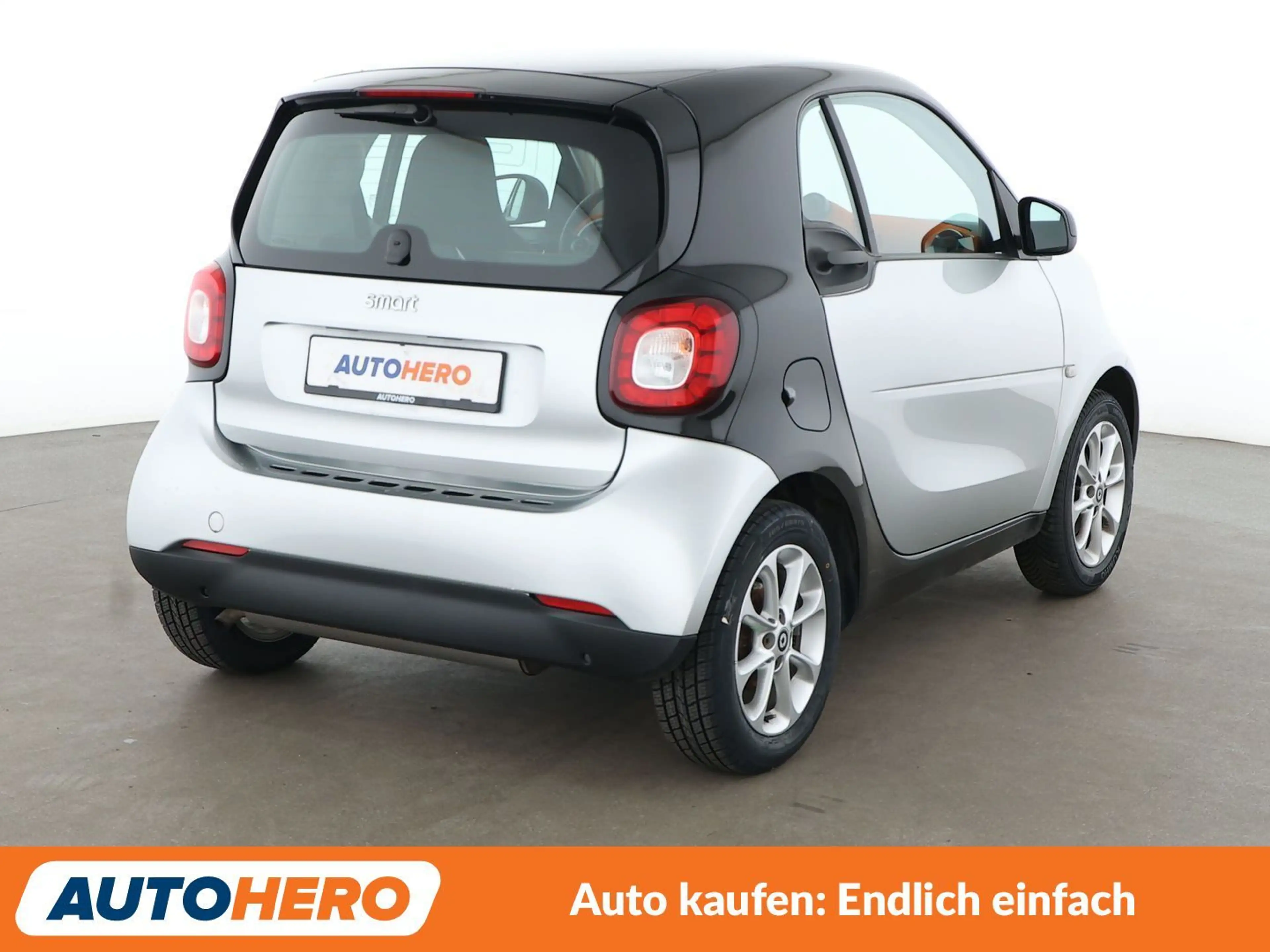 smart forTwo 1.0 passion Aut.*PANO*TEMPO*SHZ*KLIMA* — photo 6