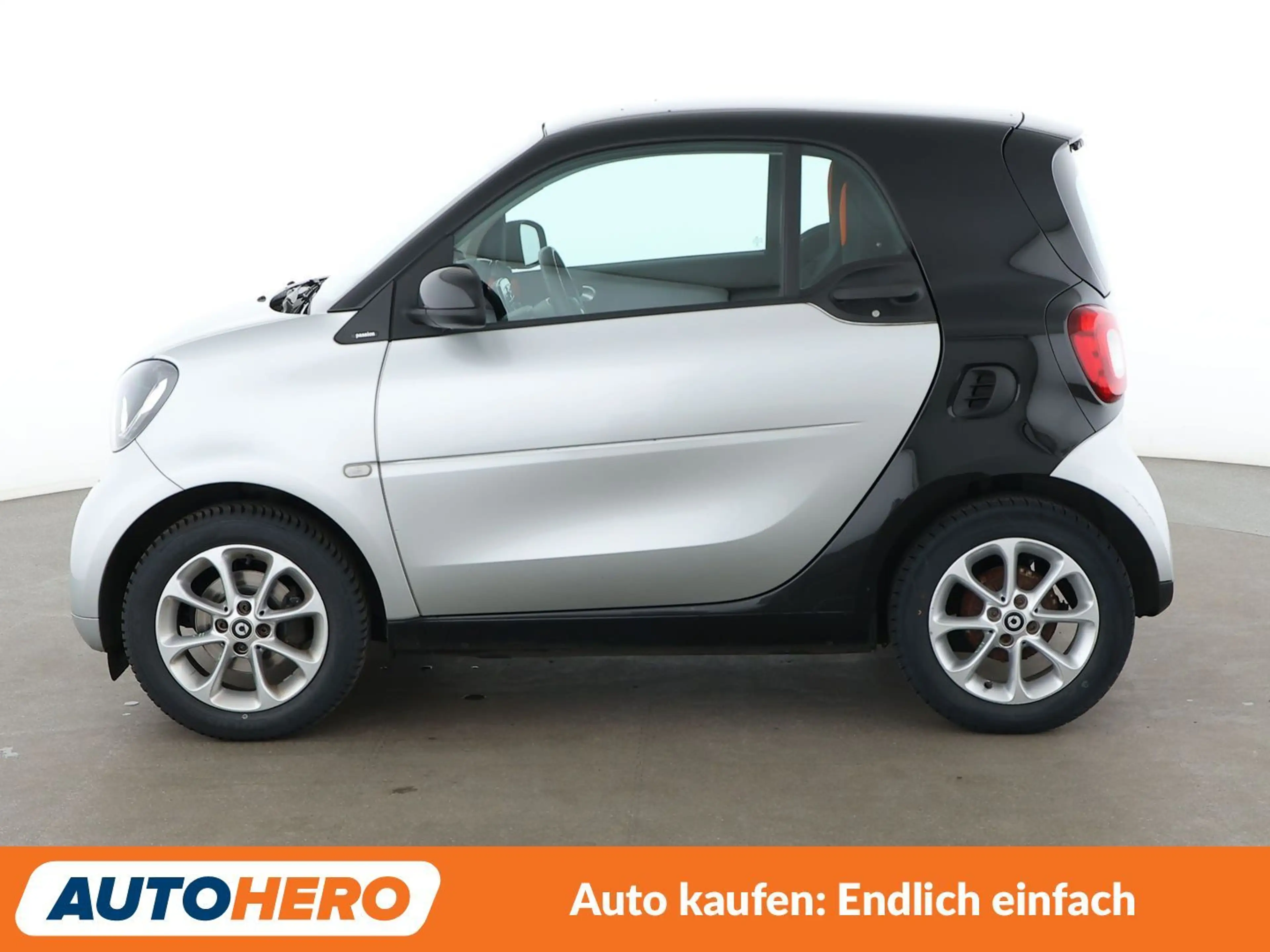 smart forTwo 1.0 passion Aut.*PANO*TEMPO*SHZ*KLIMA* — photo 3