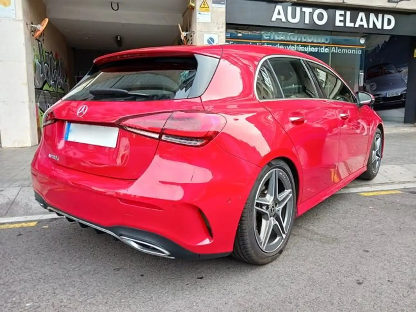 Mercedes-Benz A 200 200d AMG Rojo - 1