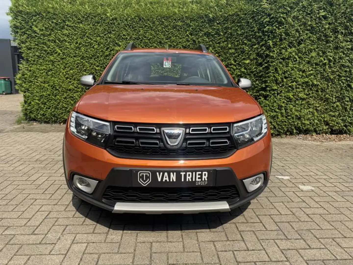Dacia Sandero Stepway Explorer TCe 90 Orange - 2