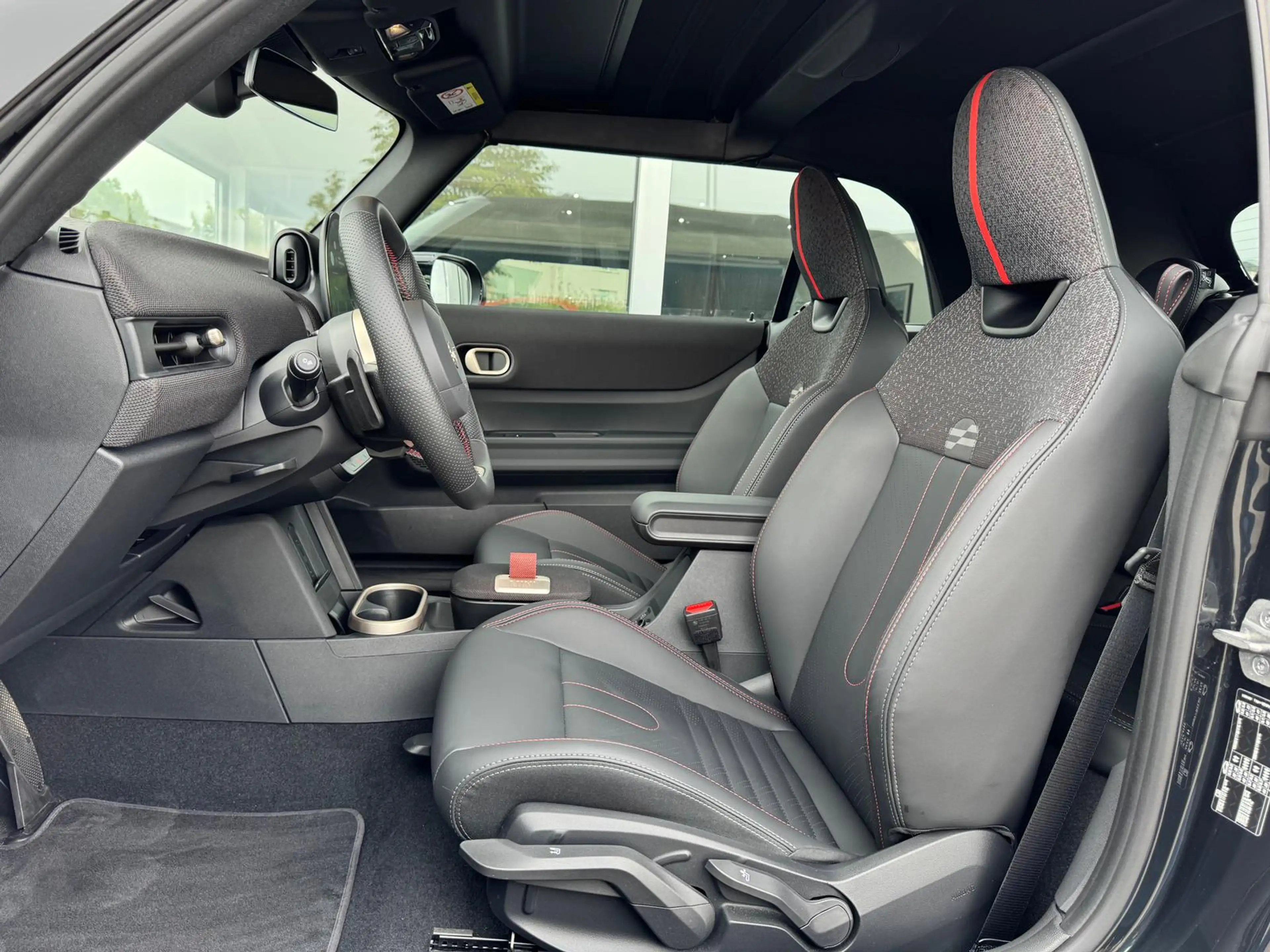 MINI Cooper S Cabrio JCW*NAVI*360°KAMERA*HUD*H&K* — photo 9