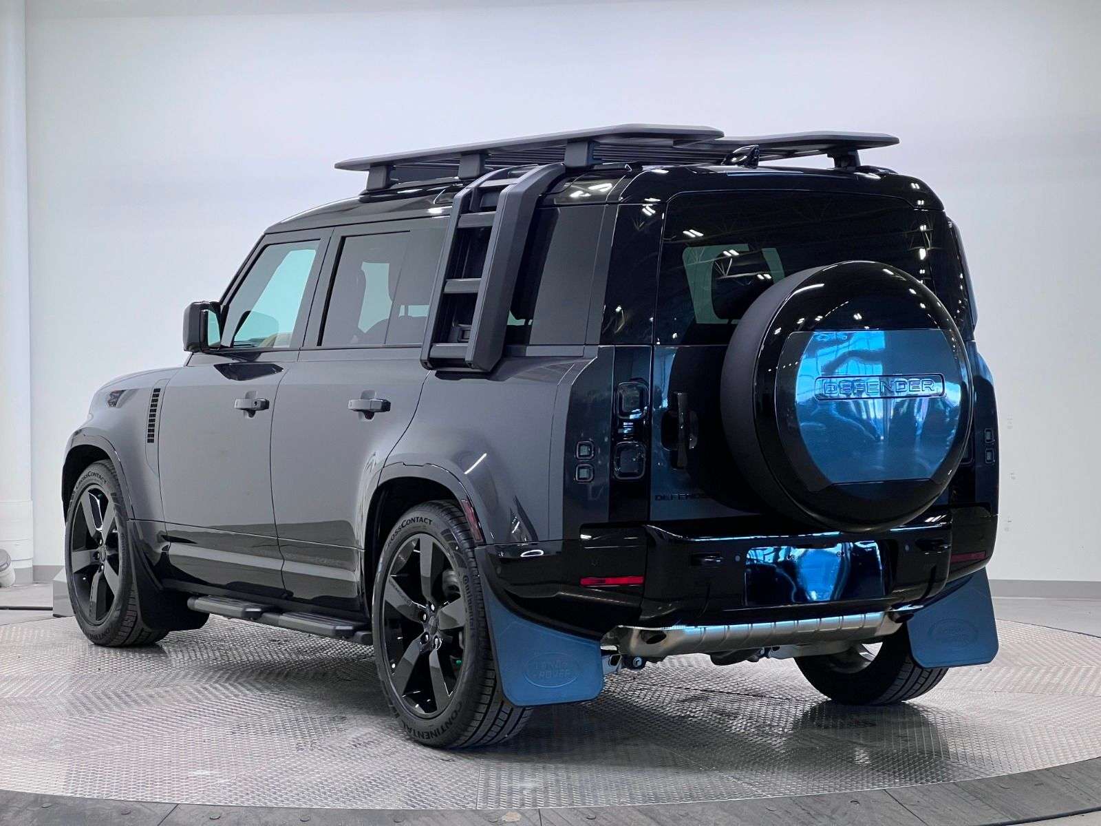 2026 Land Rover Defender 110 P400 X-DYNAMIC SE thumb 7