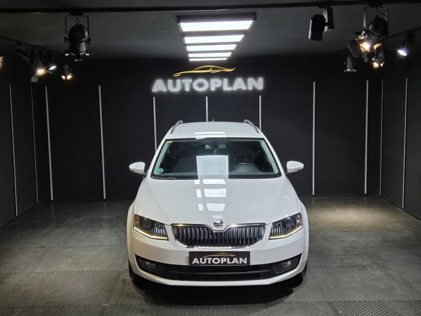 Skoda Octavia Combi 1.4 TSI Ambition 140 Blanco - 2