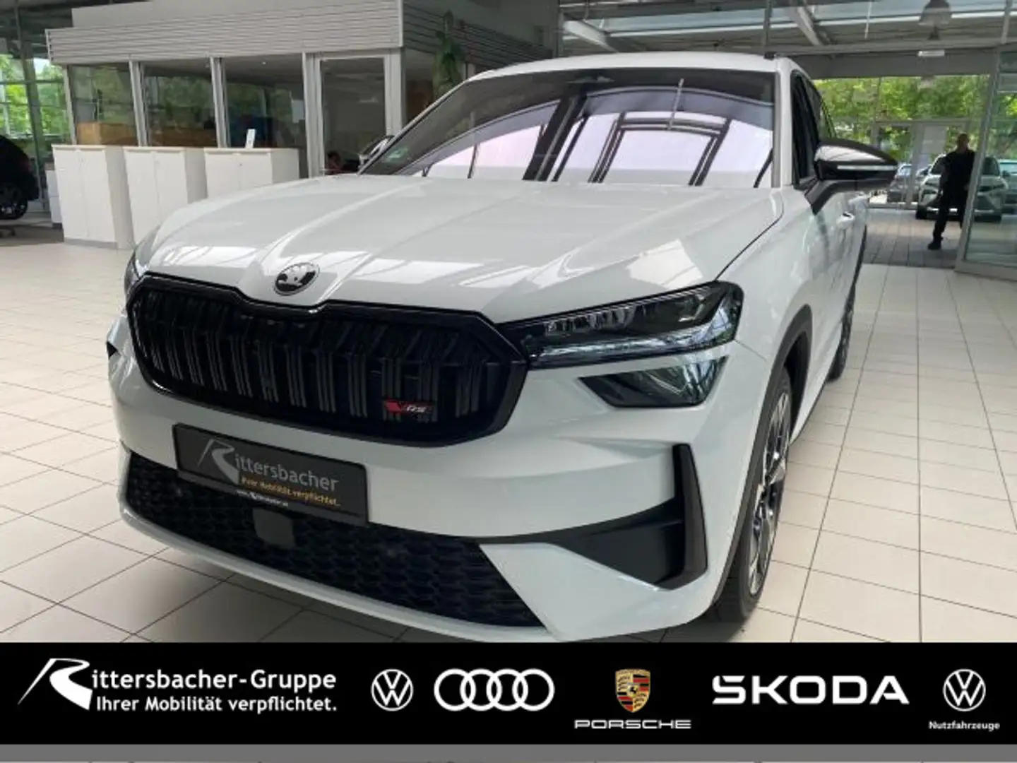 Skoda Kodiaq RS 2,0 TSI 195 kW 7-Gang-DSG 4x4 Verfügba Weiß - 1