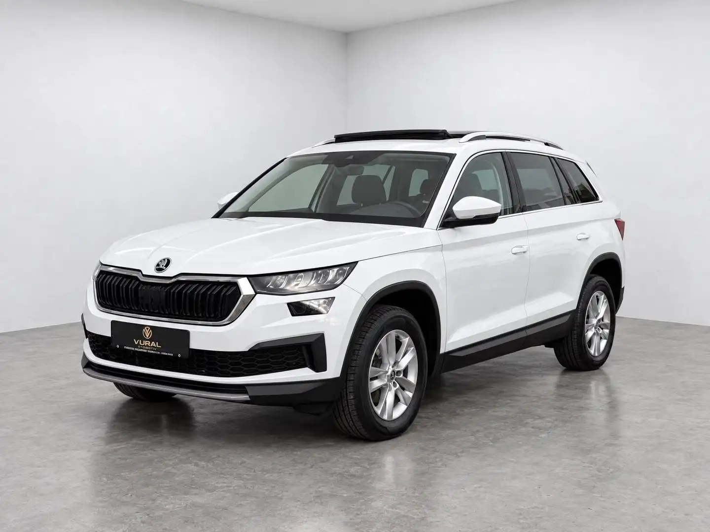 Skoda Kodiaq 2.0TDI DSG | ACC | Panorama | Rückfahrkamera | Kessy | Weiß - 2