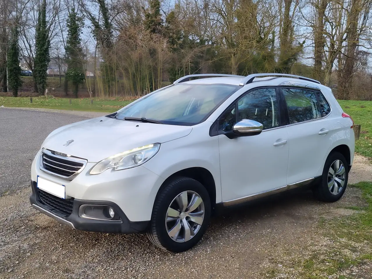 Peugeot 2008 1.2 THP PURETECH 110 ALLURE S\\u0026S