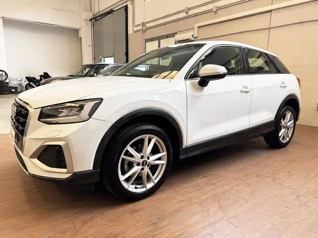 Audi Q2 main image