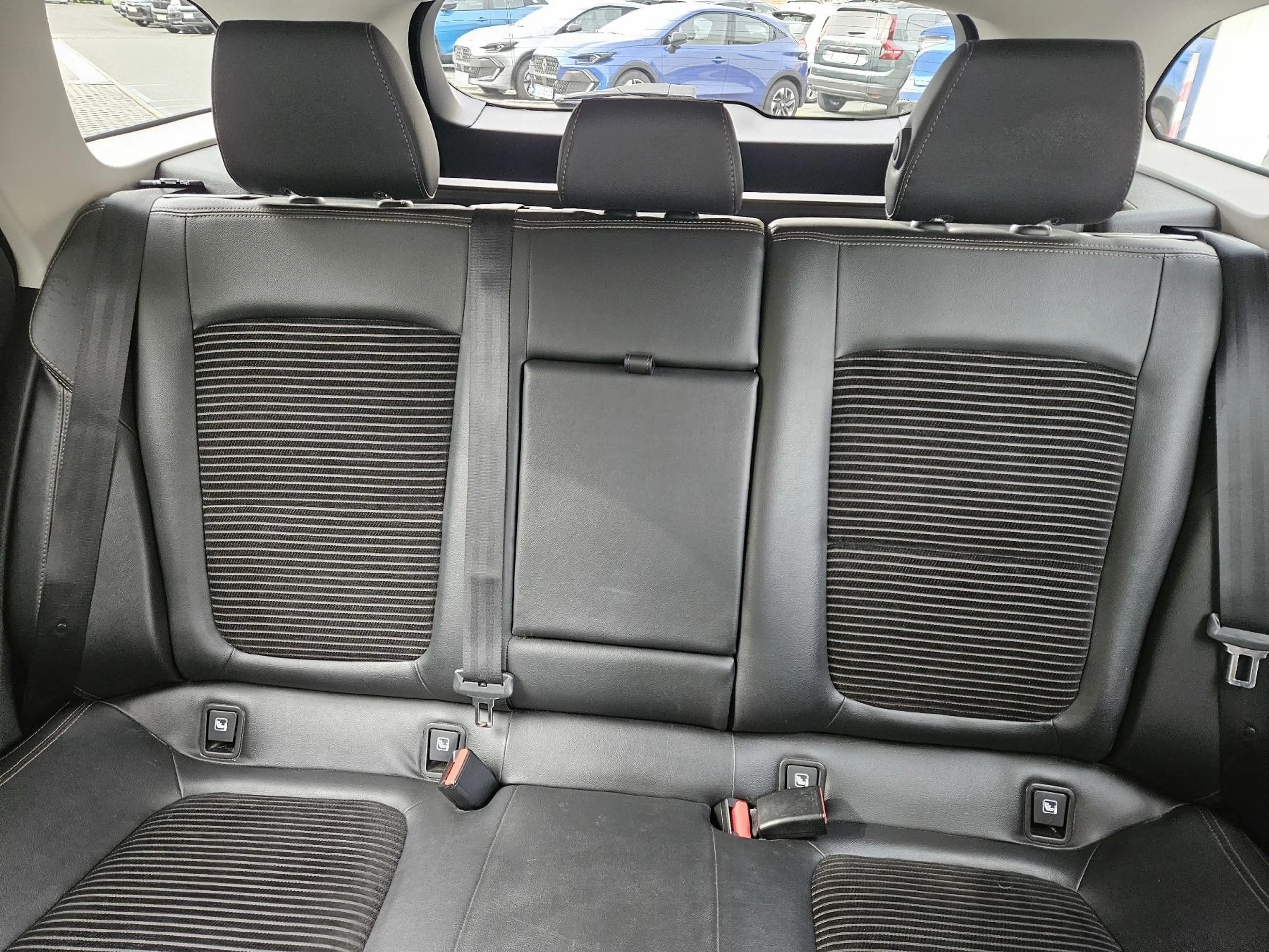 Renault Talisman Grandtour Intens ENERGY TCe 150 EDC ABS — photo 4