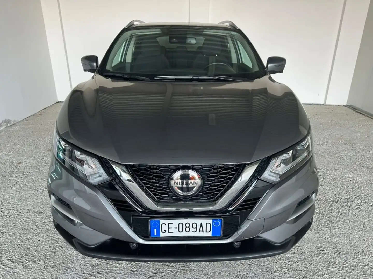 Nissan Qashqai 1.3 DIG-T 140 CV N-Connecta Grigio - 1