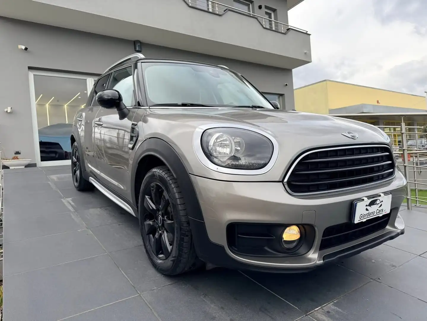 MINI Cooper D Countryman 2.0 auto Grigio - 1