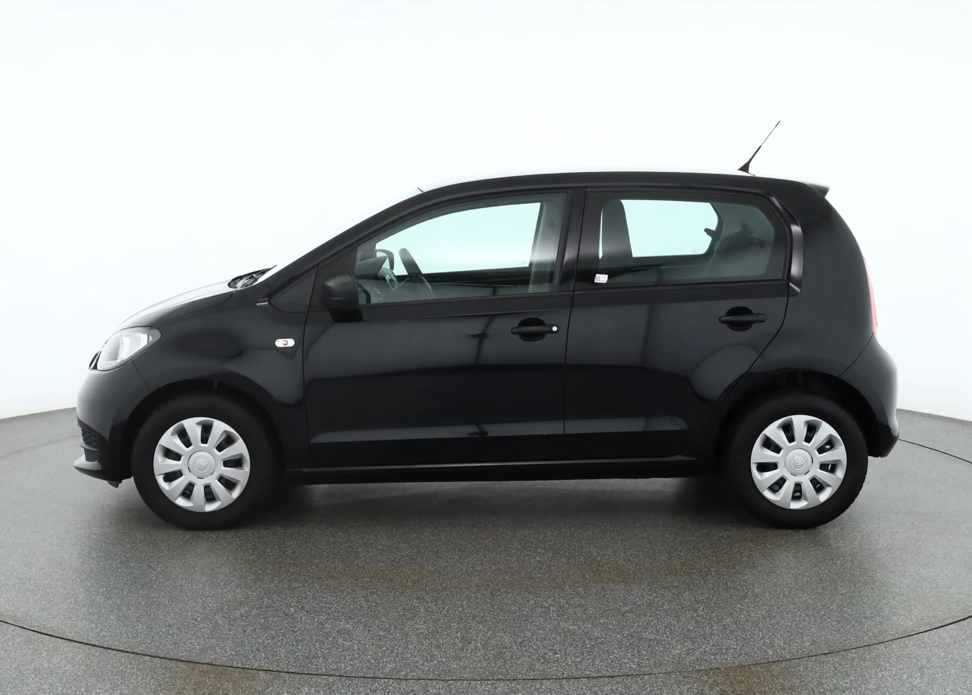 Skoda Citigo 1.0 MPI Active Sitzheizung DAB PDC Klima — photo 2