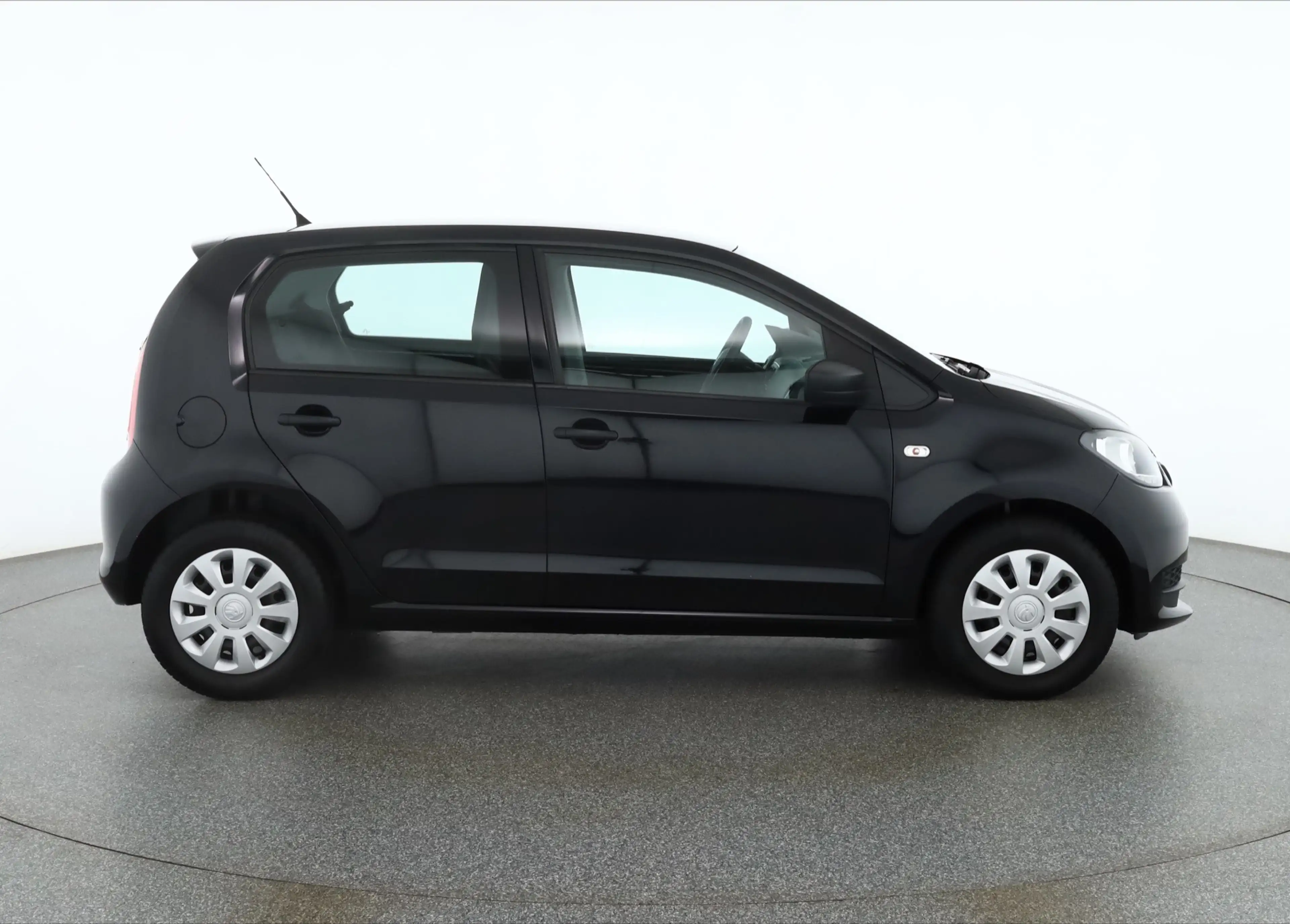 Skoda Citigo 1.0 MPI Active Sitzheizung DAB PDC Klima — photo 6