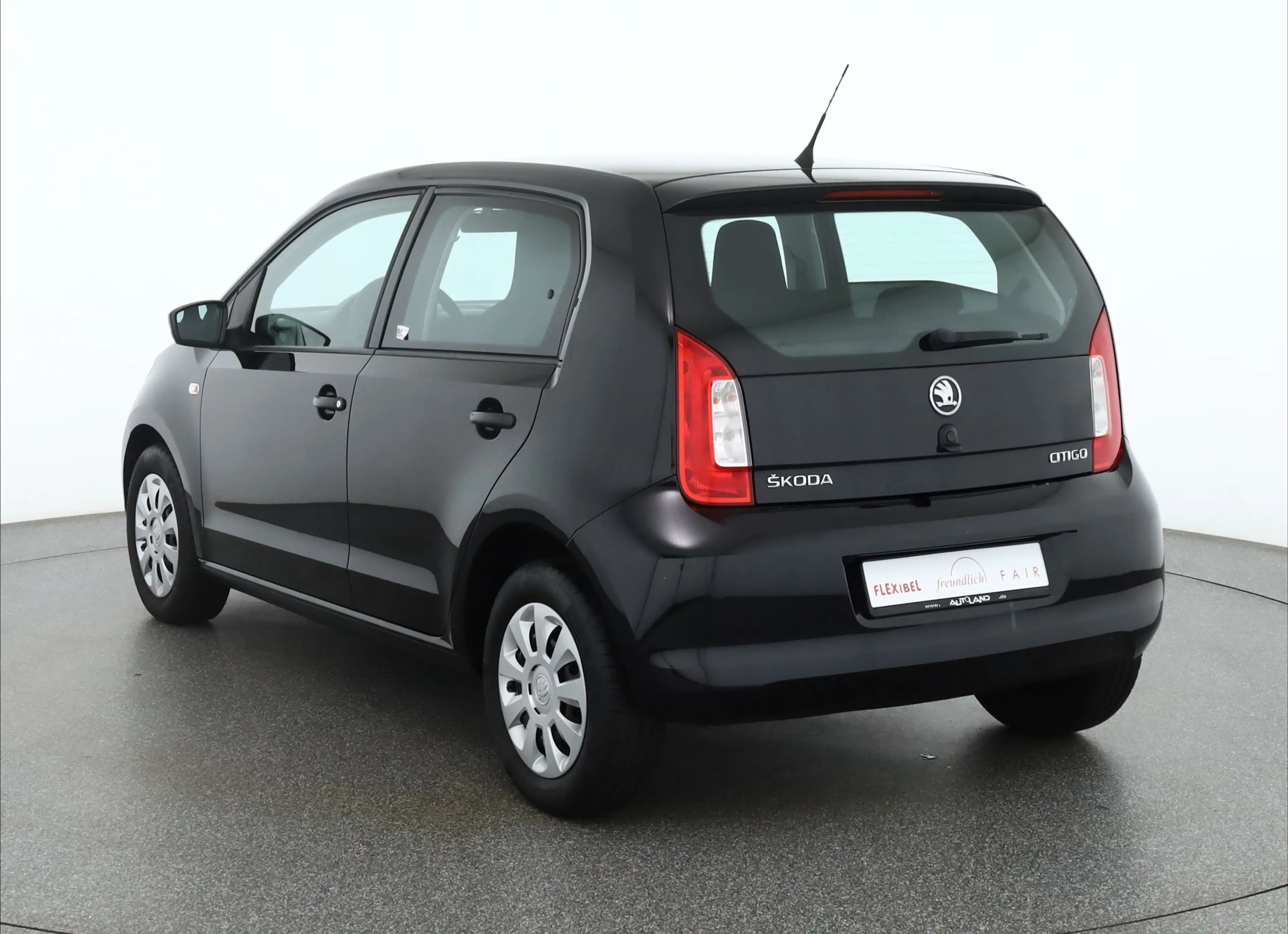 Skoda Citigo 1.0 MPI Active Sitzheizung DAB PDC Klima — photo 3