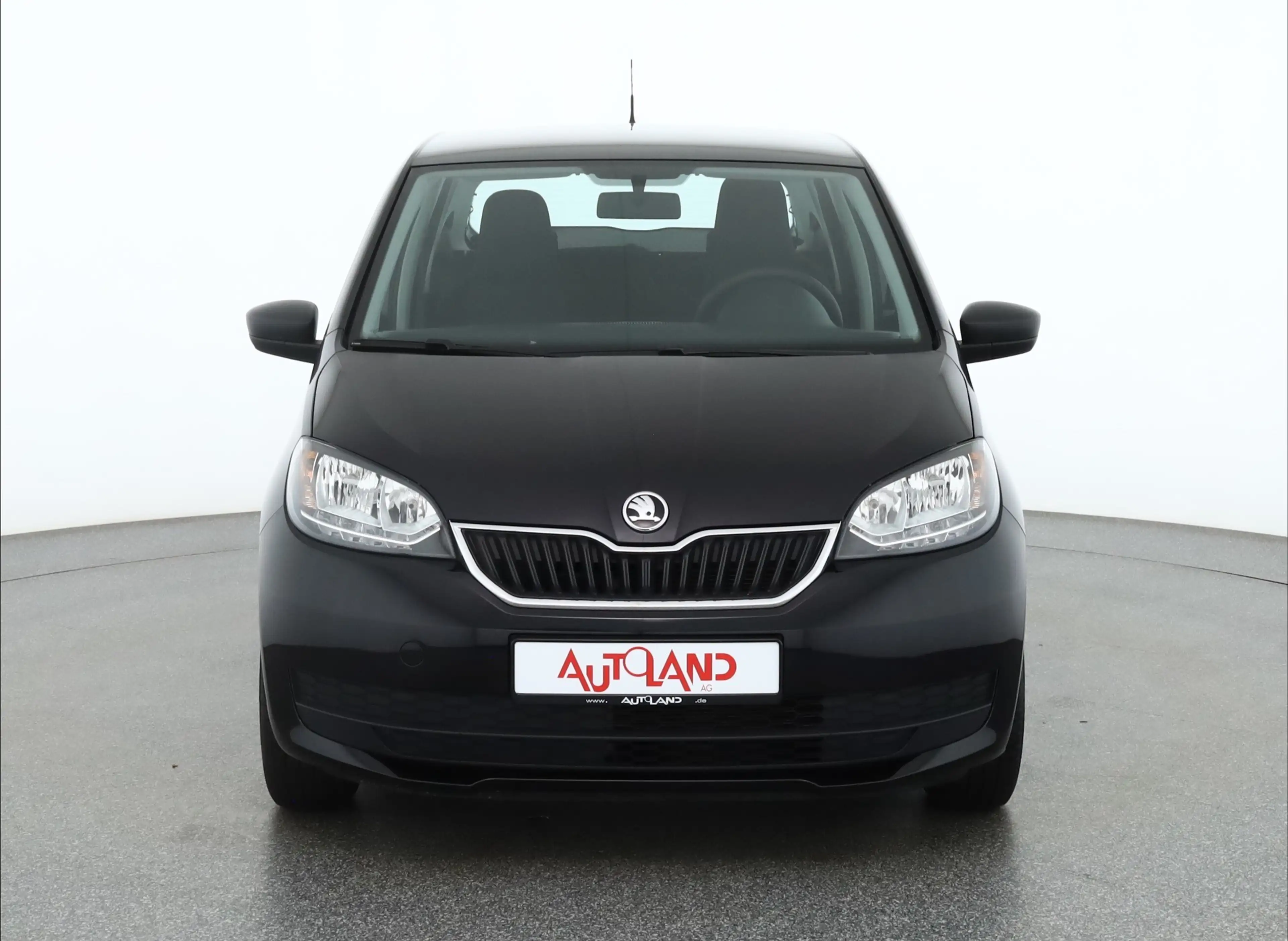 Skoda Citigo 1.0 MPI Active Sitzheizung DAB PDC Klima — photo 8