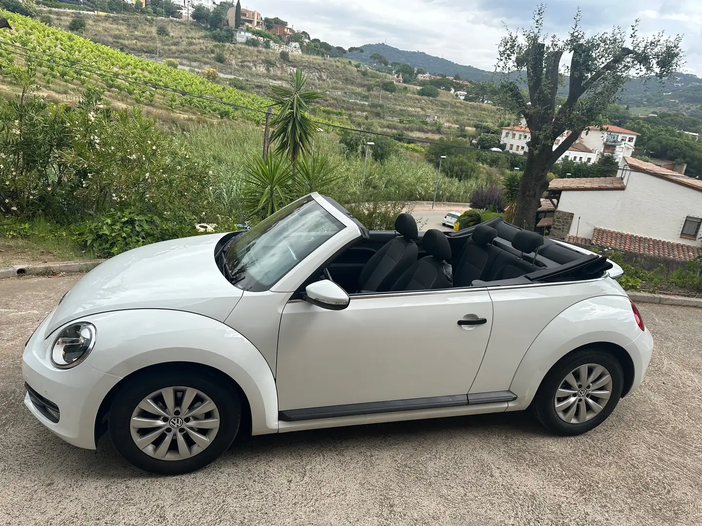Volkswagen Beetle 1.2 gasolina 105 cv Blanco - 2