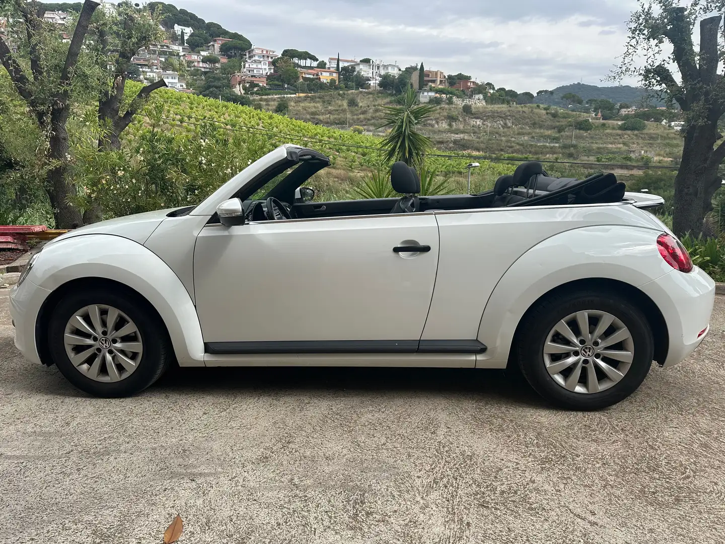 Volkswagen Beetle 1.2 gasolina 105 cv Blanco - 1